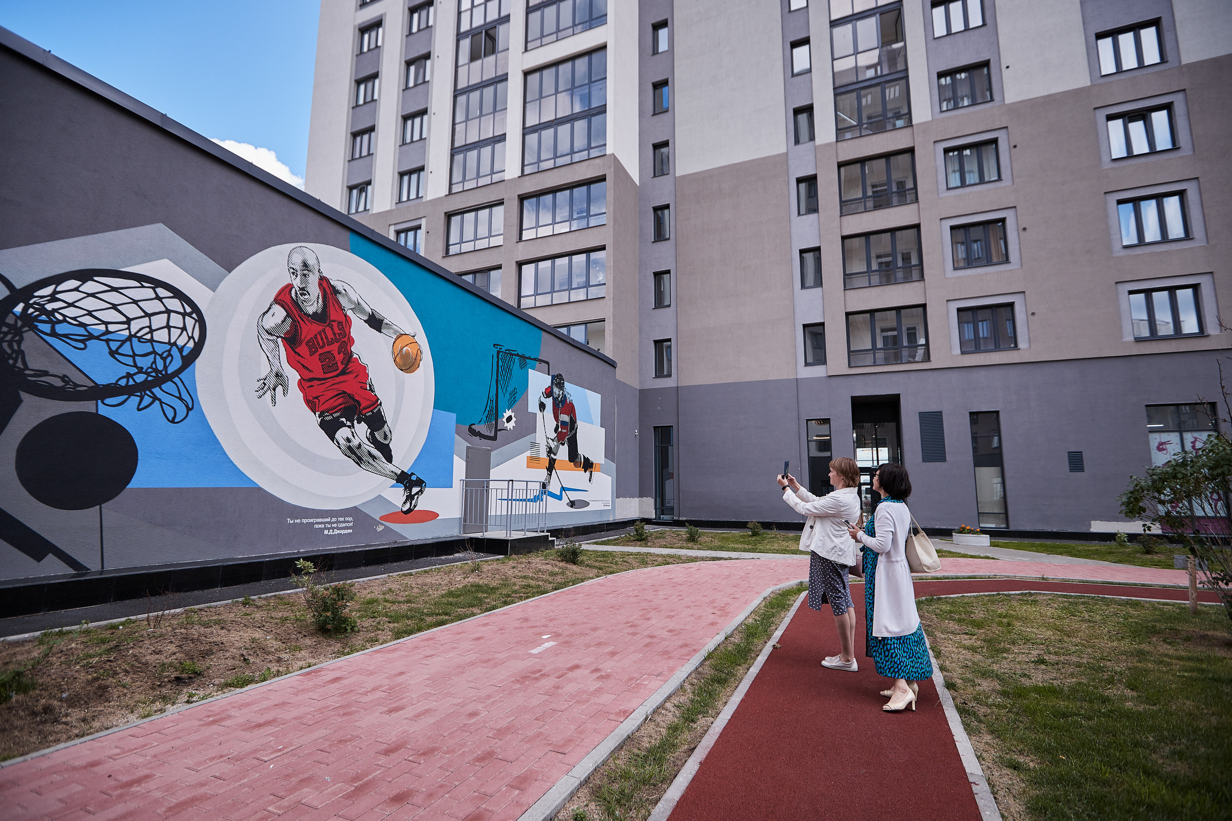 Фотограф для съемки застройщика. Контент для бизнеса в Екатеринбурге Полдень Медиа