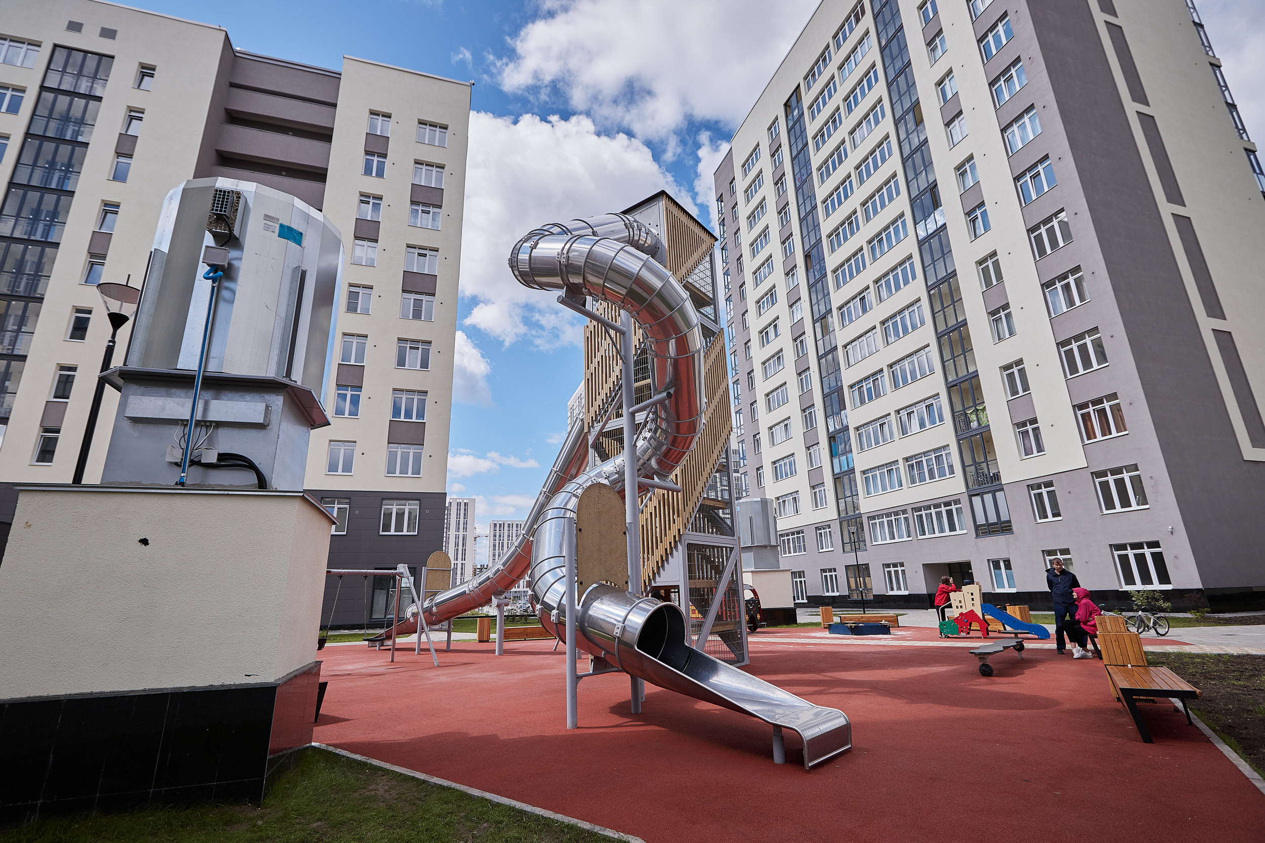 Фотограф для съемки застройщика. Контент для бизнеса в Екатеринбурге Полдень Медиа