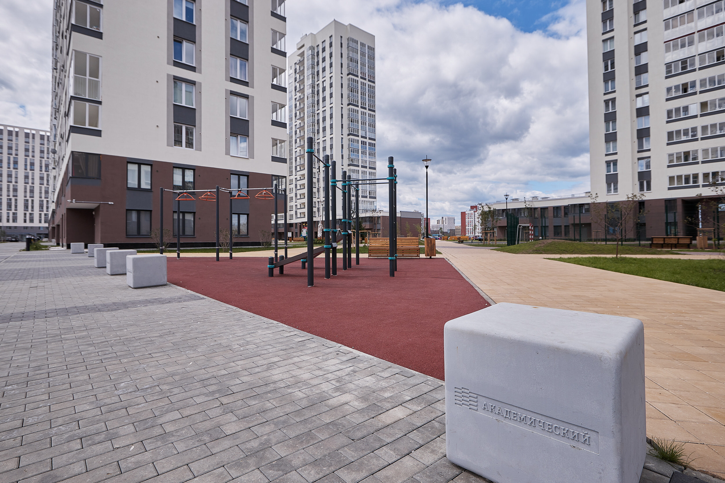 Фотограф для съемки застройщика. Контент для бизнеса в Екатеринбурге Полдень Медиа