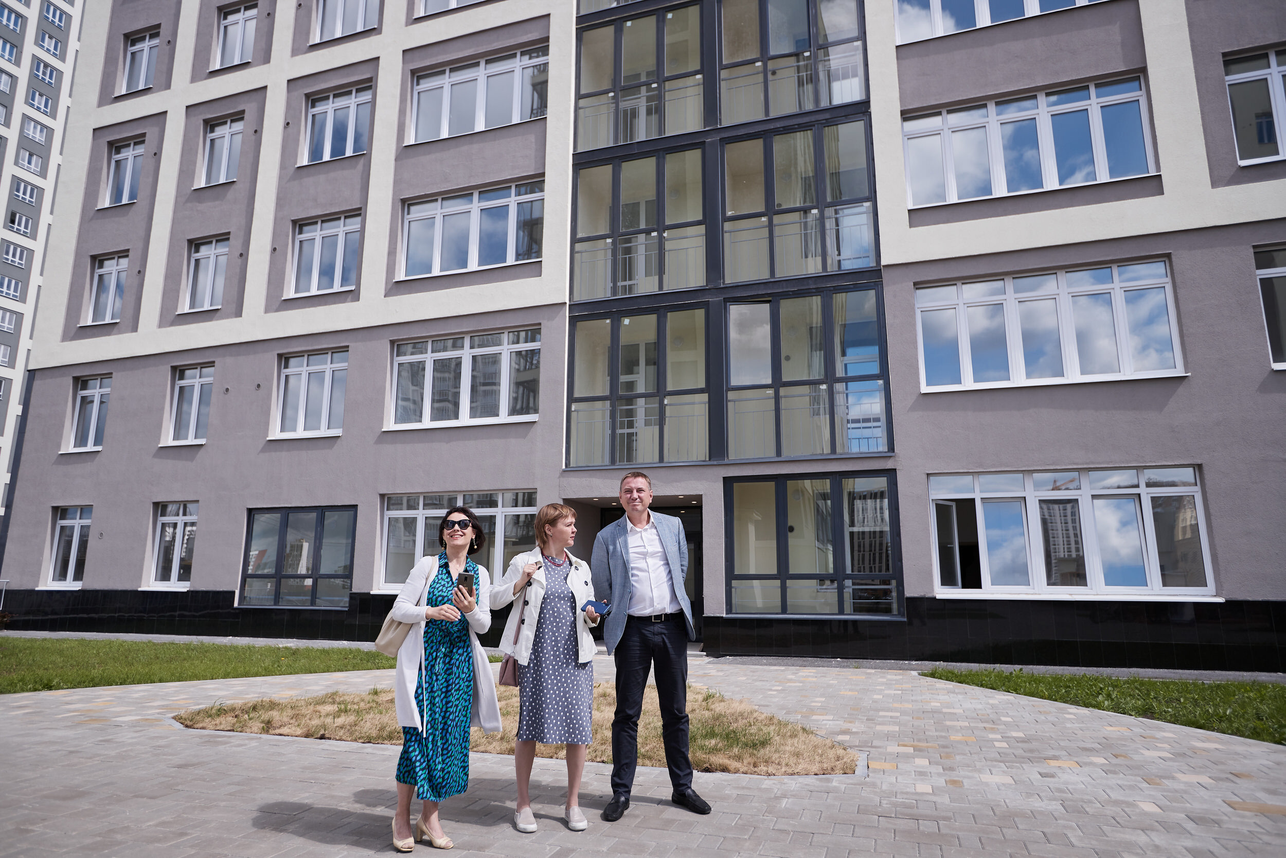 Фотограф для съемки застройщика. Контент для бизнеса в Екатеринбурге Полдень Медиа