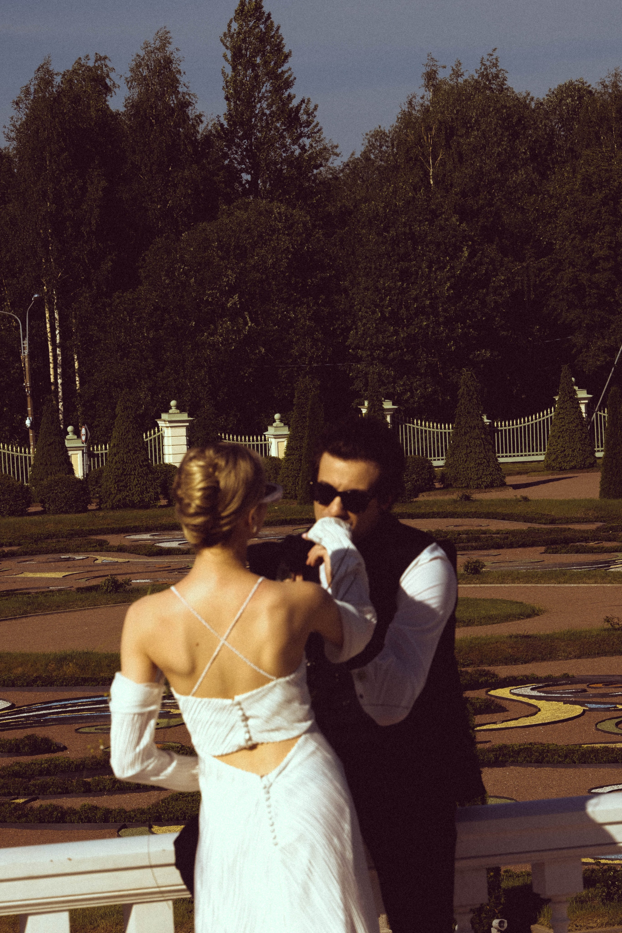 СВАДЕБНАЯ СЬЕМКА В ПАРКЕ ОРАНИЕНБАУМ. Профессиональный фотограф, Санкт-Петербург — Виктория Богомолова