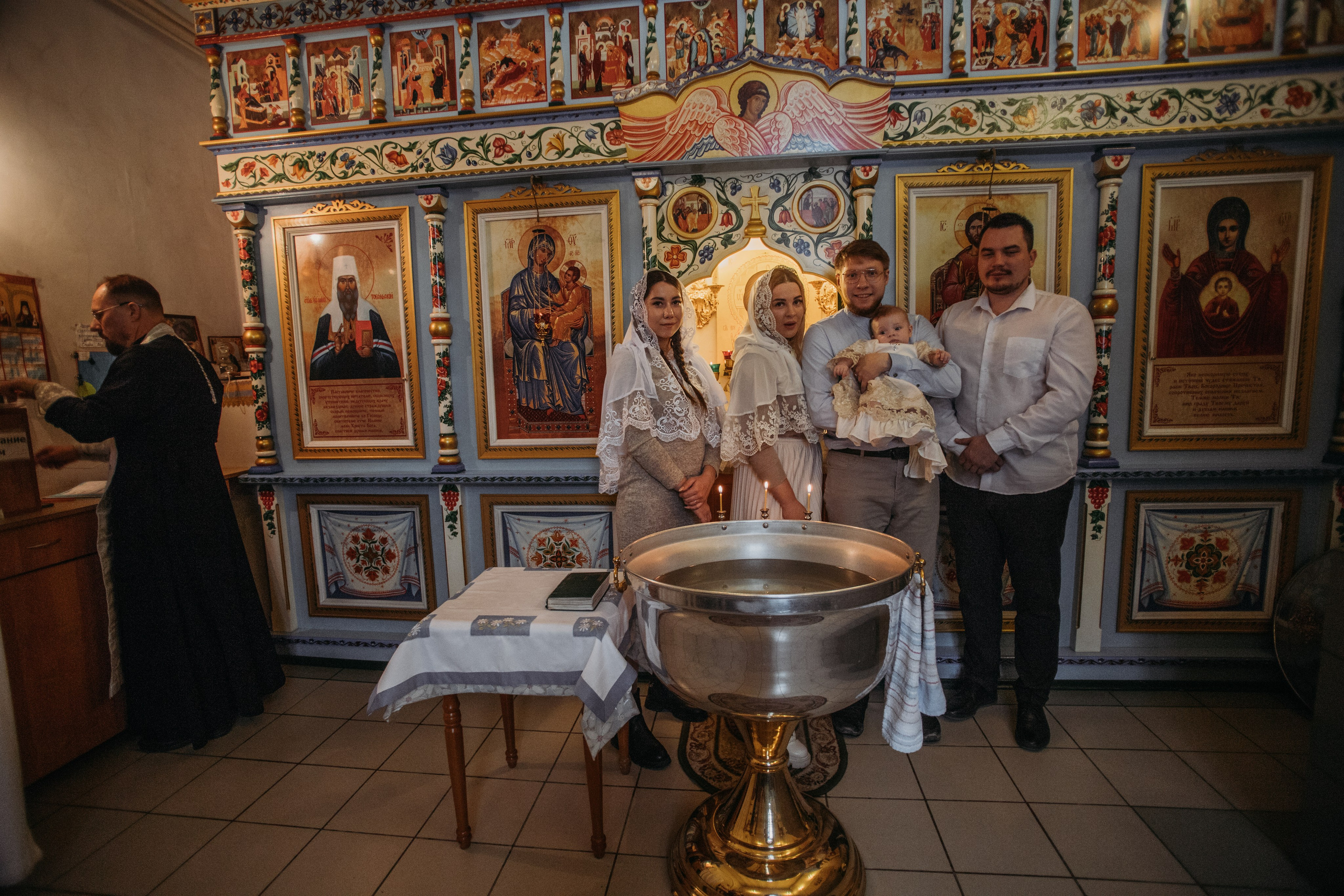 Крещение Аглаи. Венера Гайн. Репортажный фотограф  Тюмень. Обучение фотографии с 0