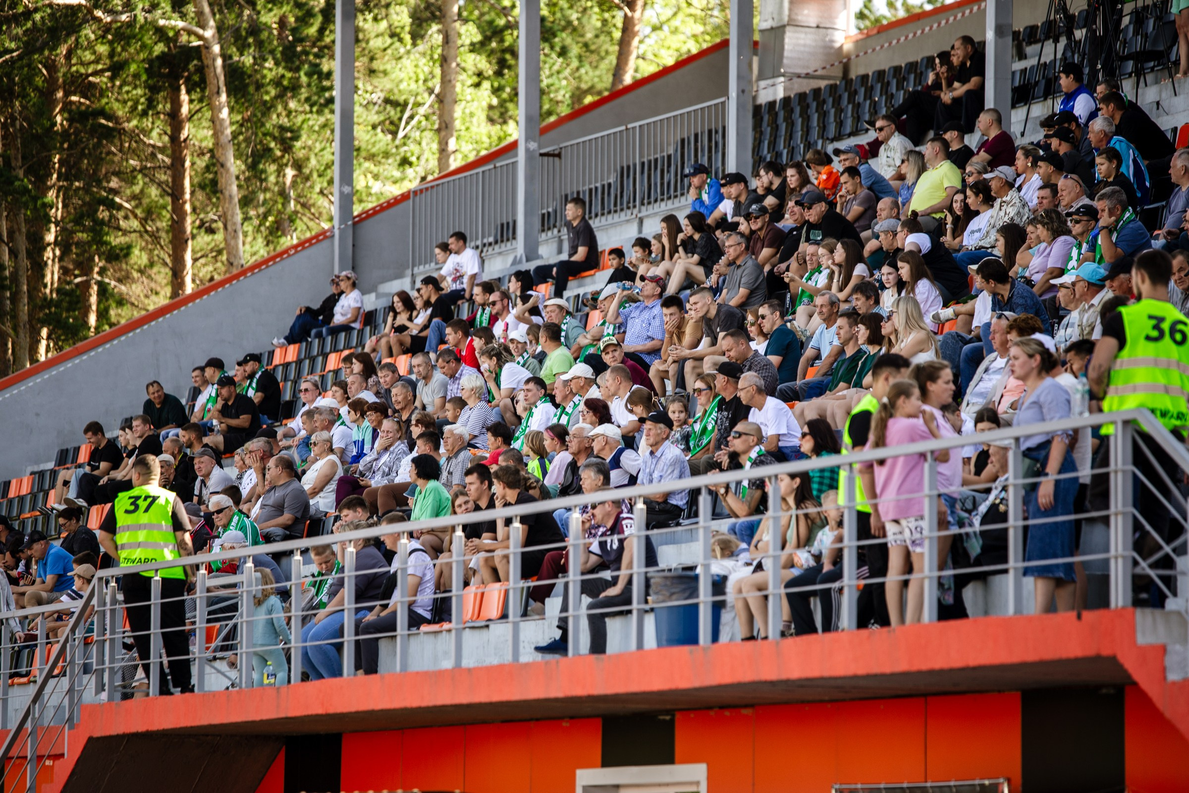 Первенство России по футболу LEON-Вторая лига Б | ФК Иркутск — Чертаново (Москва) | 24.08.25. Фотограф в Иркутске Евгения Айвазова