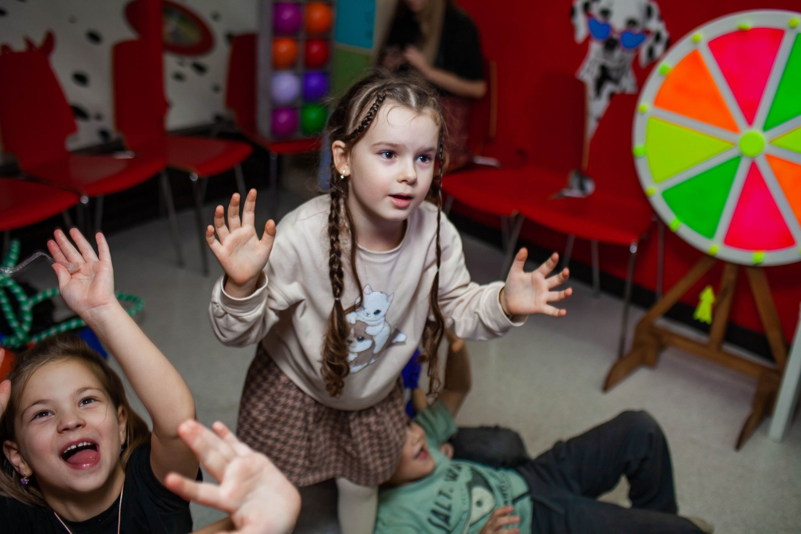 Неон Челендж День рождения Ярослава. Детский и семейный фотограф в Санкт-Петербурге Елизавета Сорокина