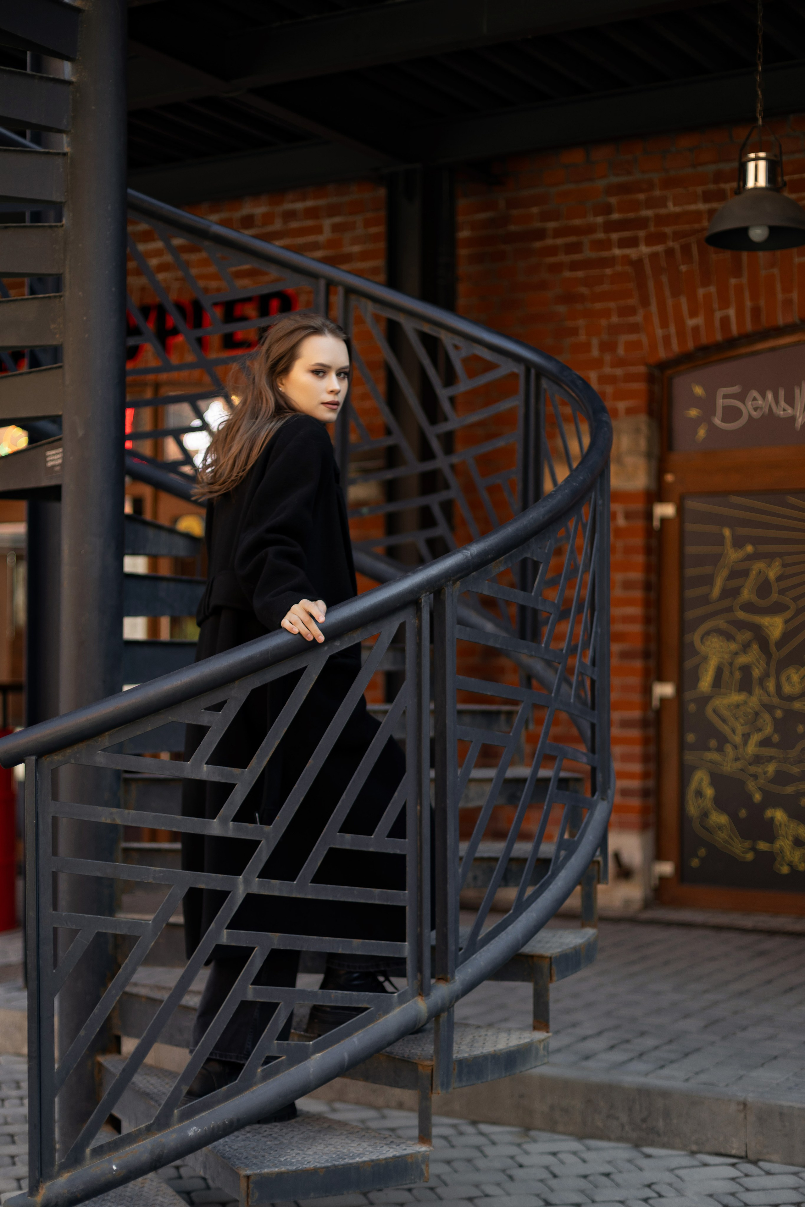 Фотосъемка девушки в пространстве Seno. Свадебный и портретный фотограф в Санкт-Петербурге Надежда Чечулина