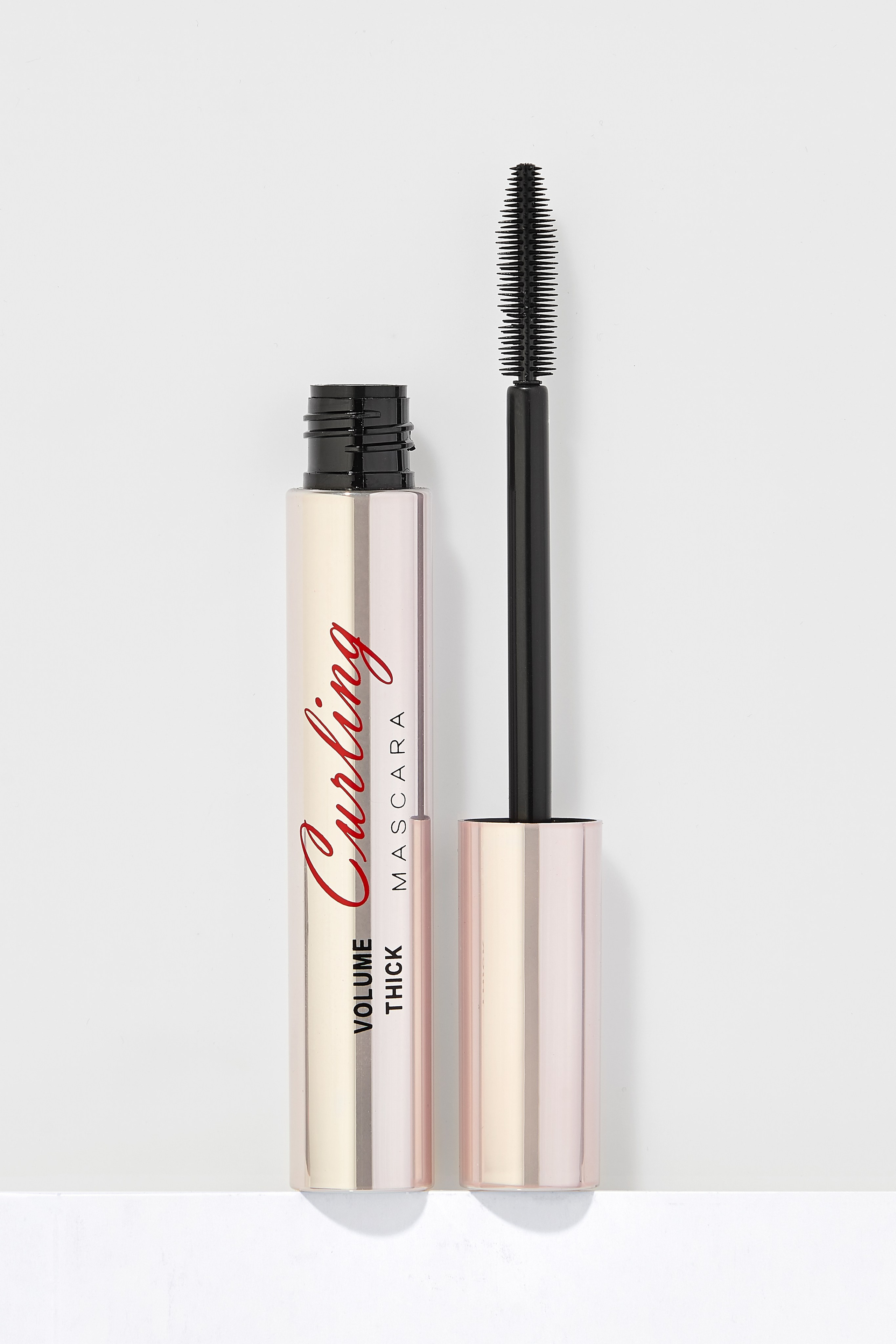 Каталожная фотосъемка для ООО  «JEANMISHEL». Фотограф Михаил Семенов