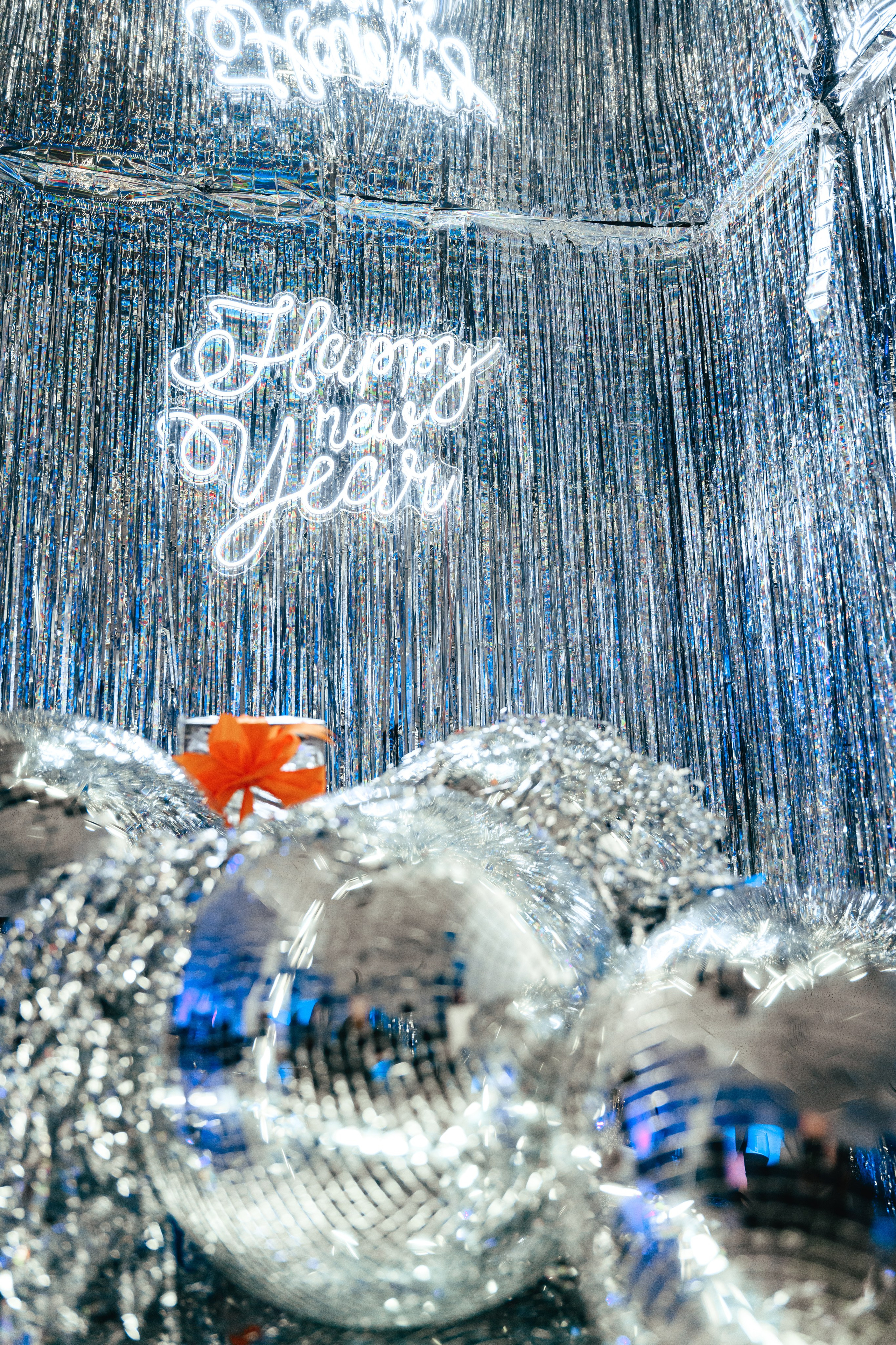 Организация новогоднего корпоратива в офисе. ToDay-организация частных и деловых мероприятий под ключ