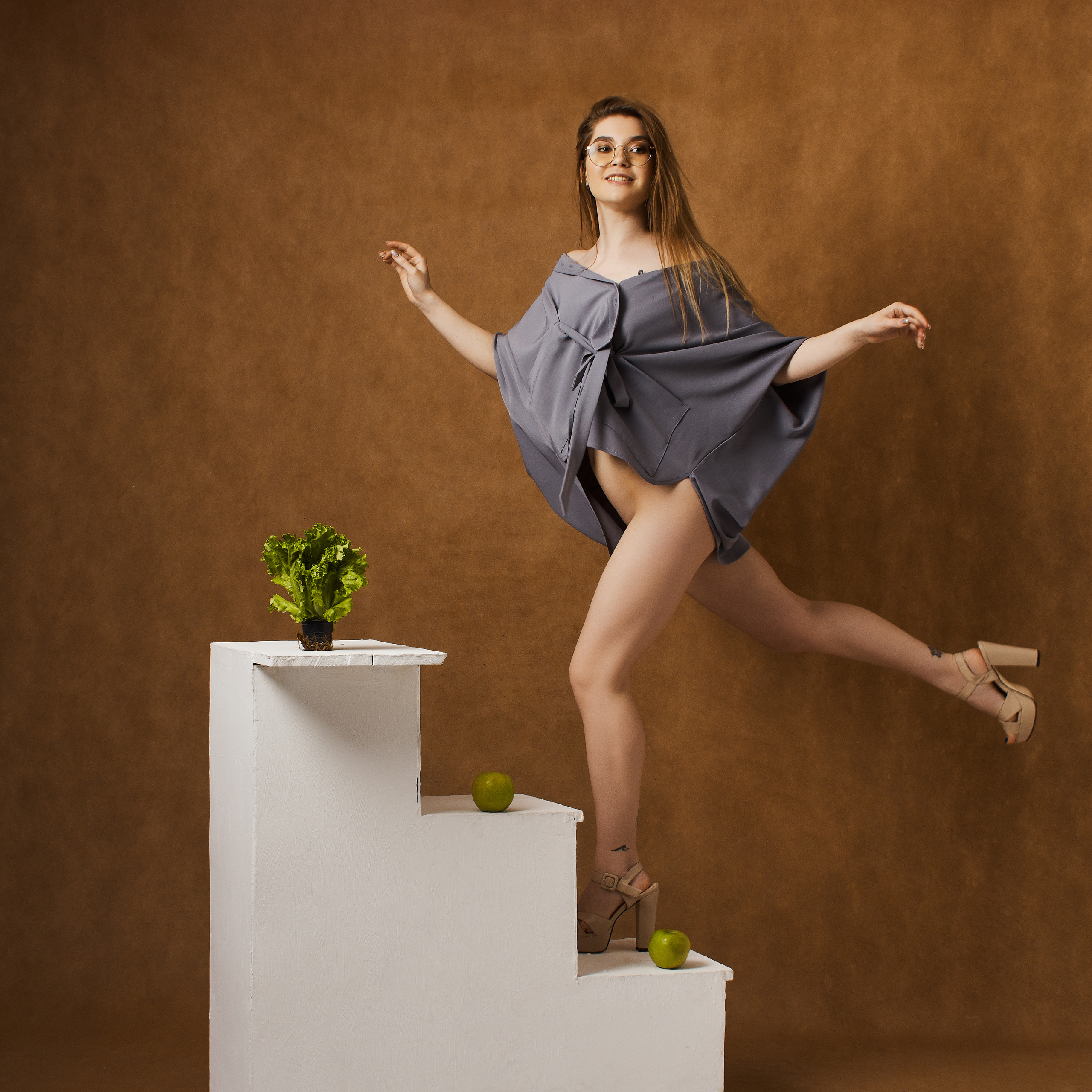 Green Apple. Студийный, семейный, свадебный, фэшн и ню фотограф в Астрахани, производство выпускных альбомов. Руслан Кондрашин