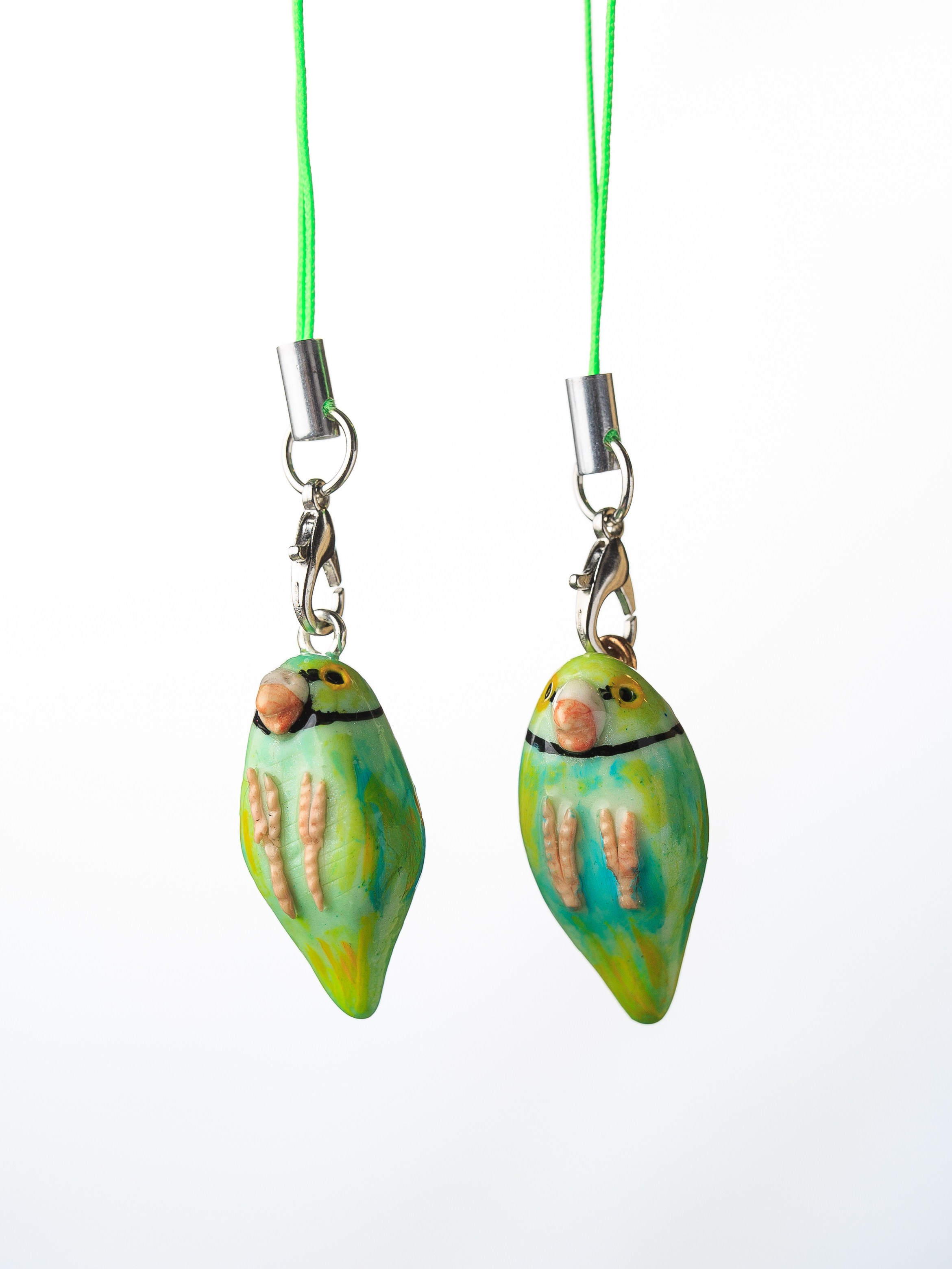 Кулоны и подвески. Творческая мастерская MimikaShop в г. Анапа