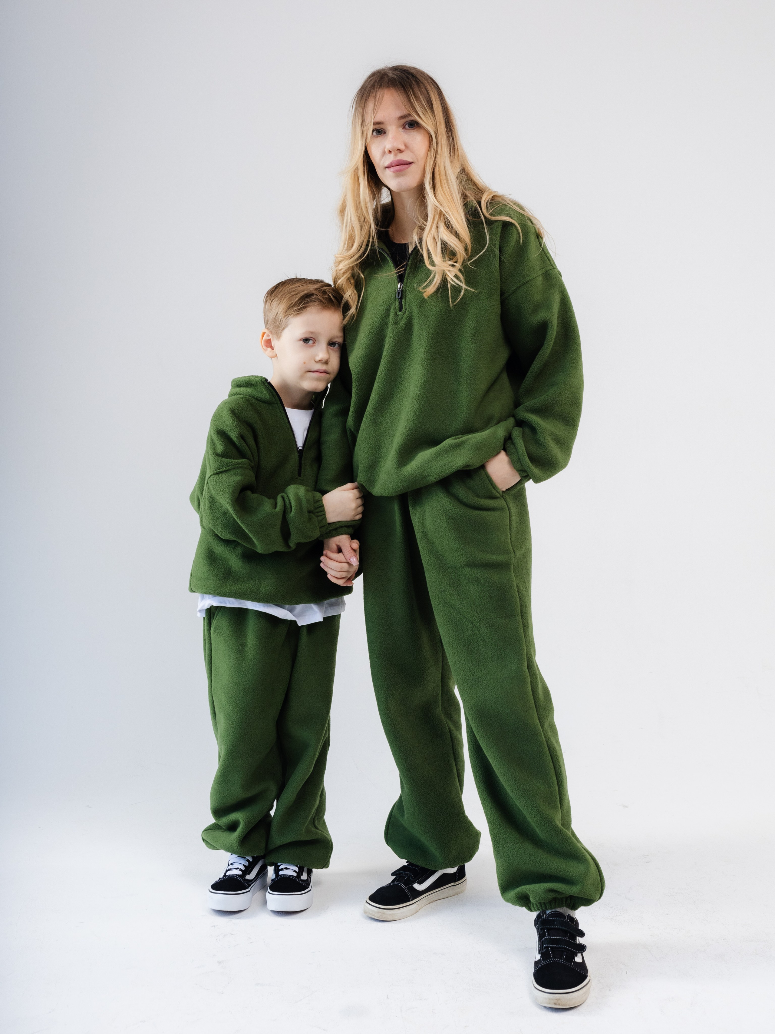 Tiny Bestie костюмы. Фотограф Иван Косарев