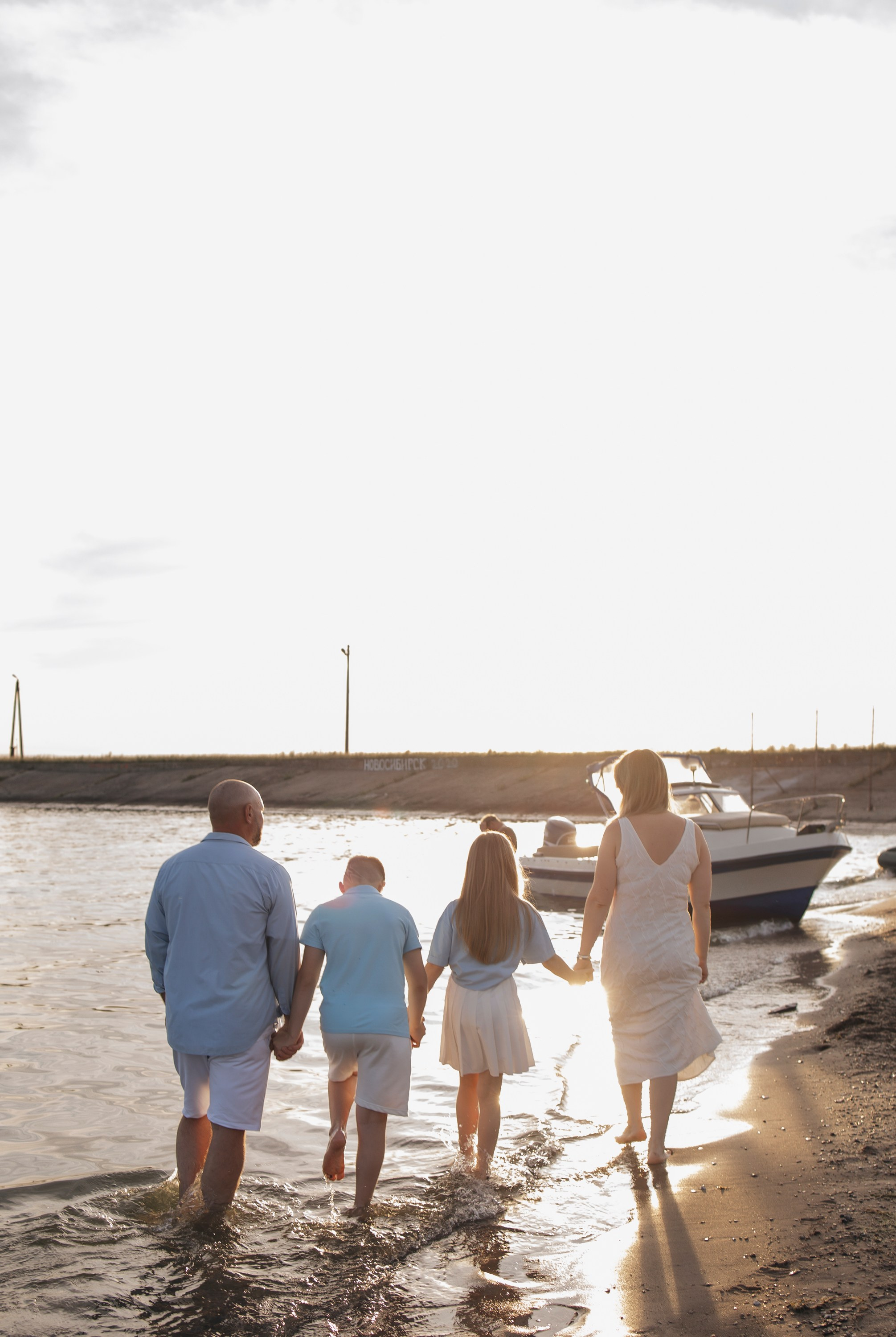 Прогулка на закате. Фотограф Новосибирск