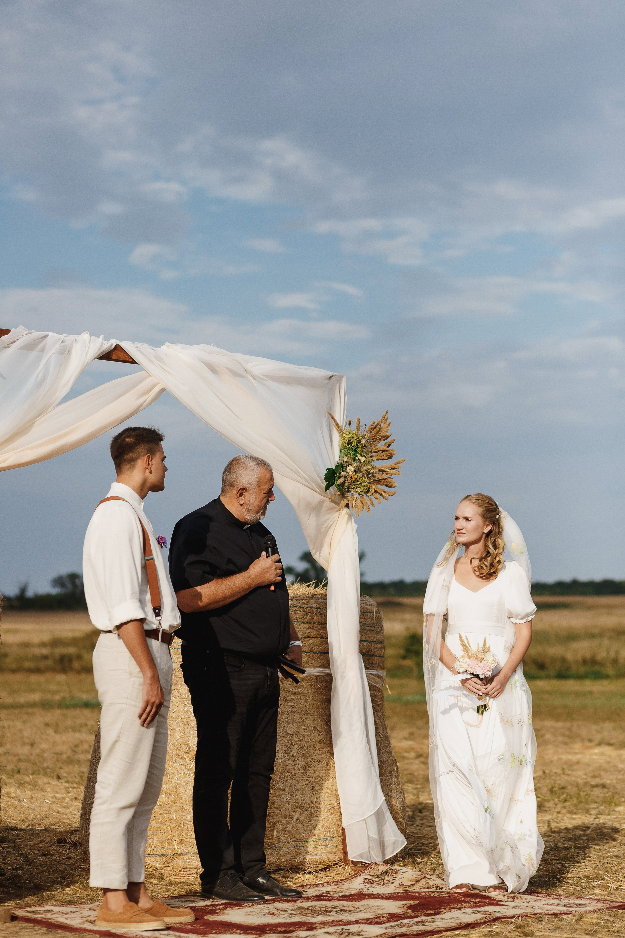 Свадебная фотосессия в поле — Иван и Полина | Свадебный фотограф Таганрог. Свадебный и семейный фотограф в Таганроге Бакарюк Антон