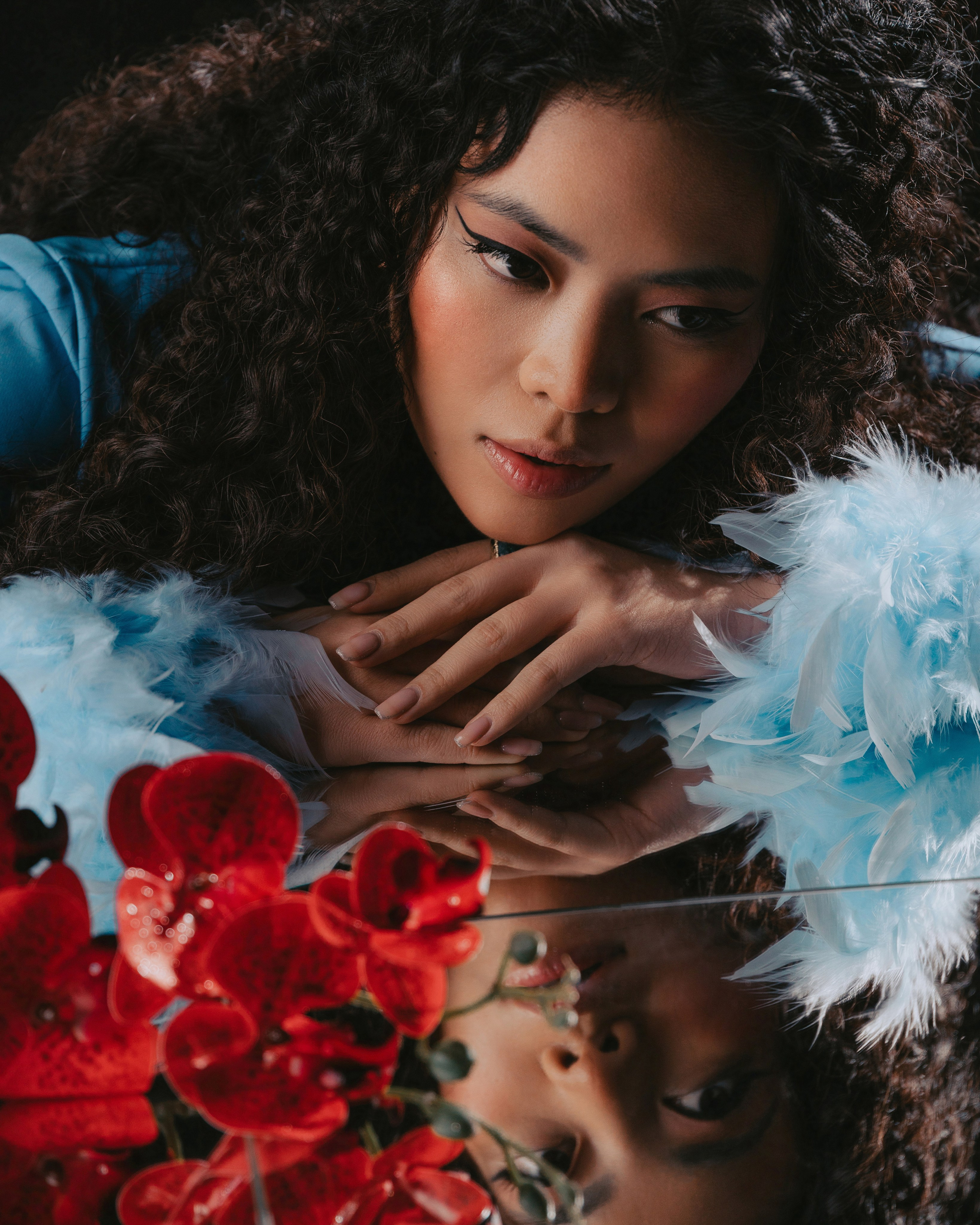 Фотосессия в студии женская фотосессия женский портрет индивидуальная съемка фотостудии фото идеи идеи для фото фотосессия в туфлях девушка эстетика минимализм образы для фотосессии фотограф москва фотсоессия в москве каталог для бренда рекламная кампания для бренда съемка  для блогера контент для блогеров москва контент-съемка