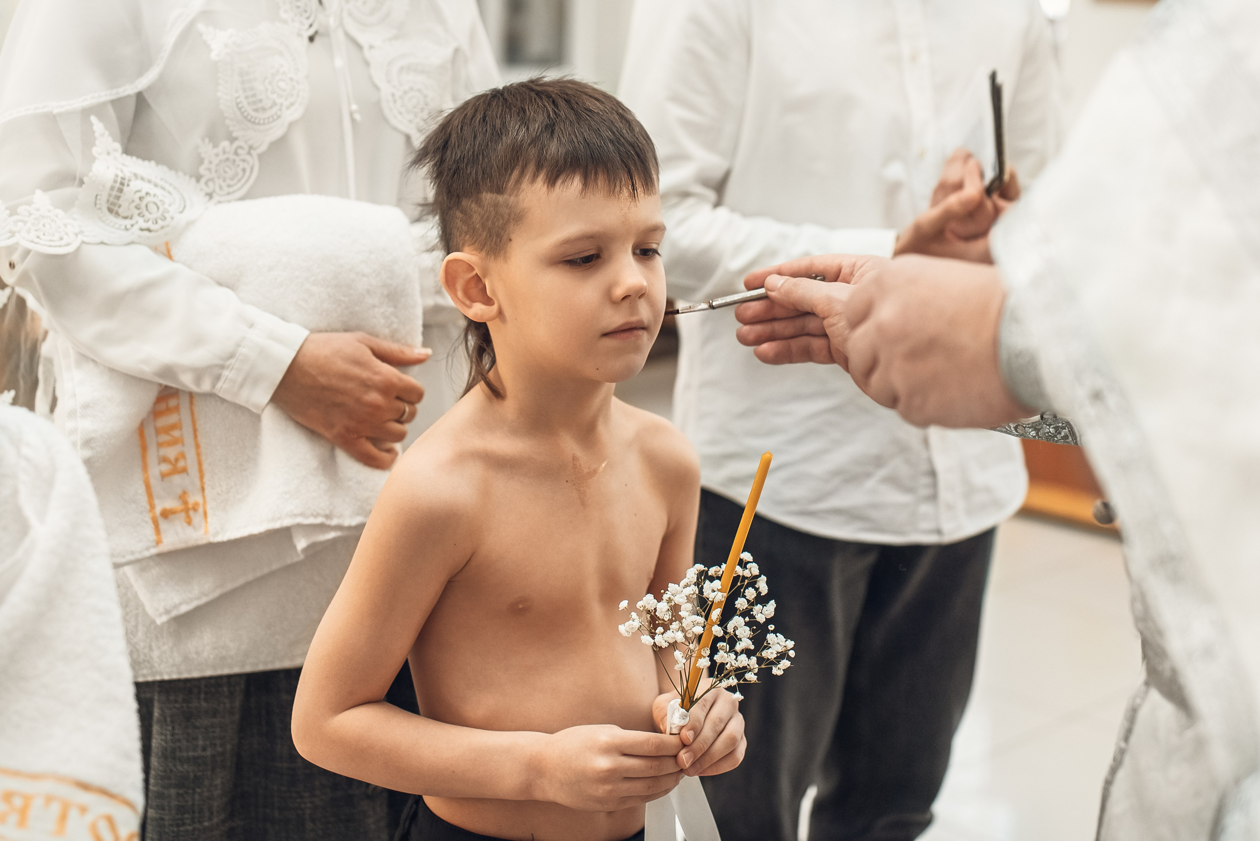 Крещение в храме Благовещения Пресвятой Богородицы. Церковный фотограф на Таинство Крещения и Венчания в Оренбурге и Оренбургской области Екатерина Белкина
