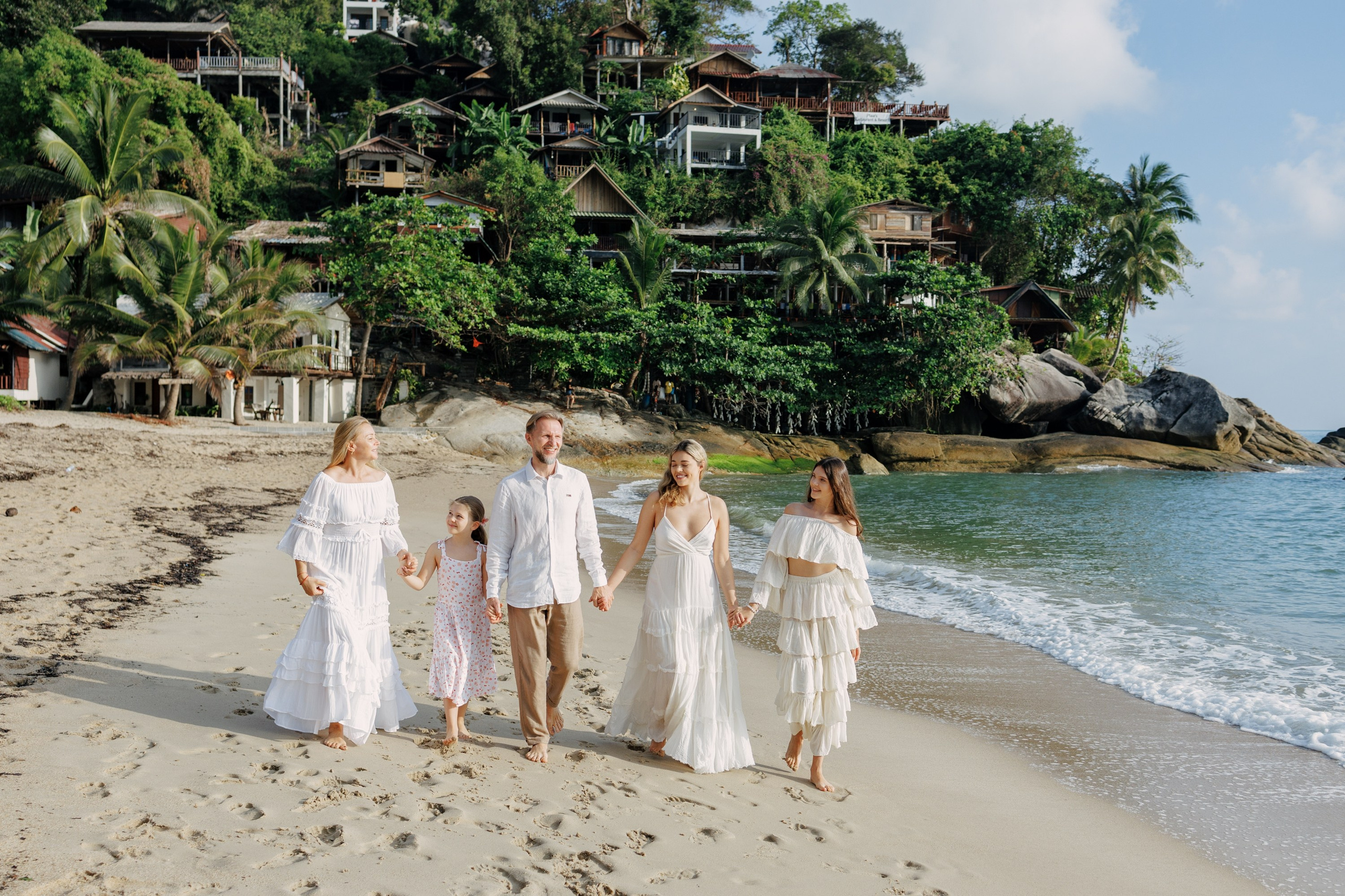Семейная фотосессия на Пангане в Тайланде. Федор Лемешко — Семейный и Свадебный Лайфстайл фотограф в Таиланде Дубае Грузии Армении