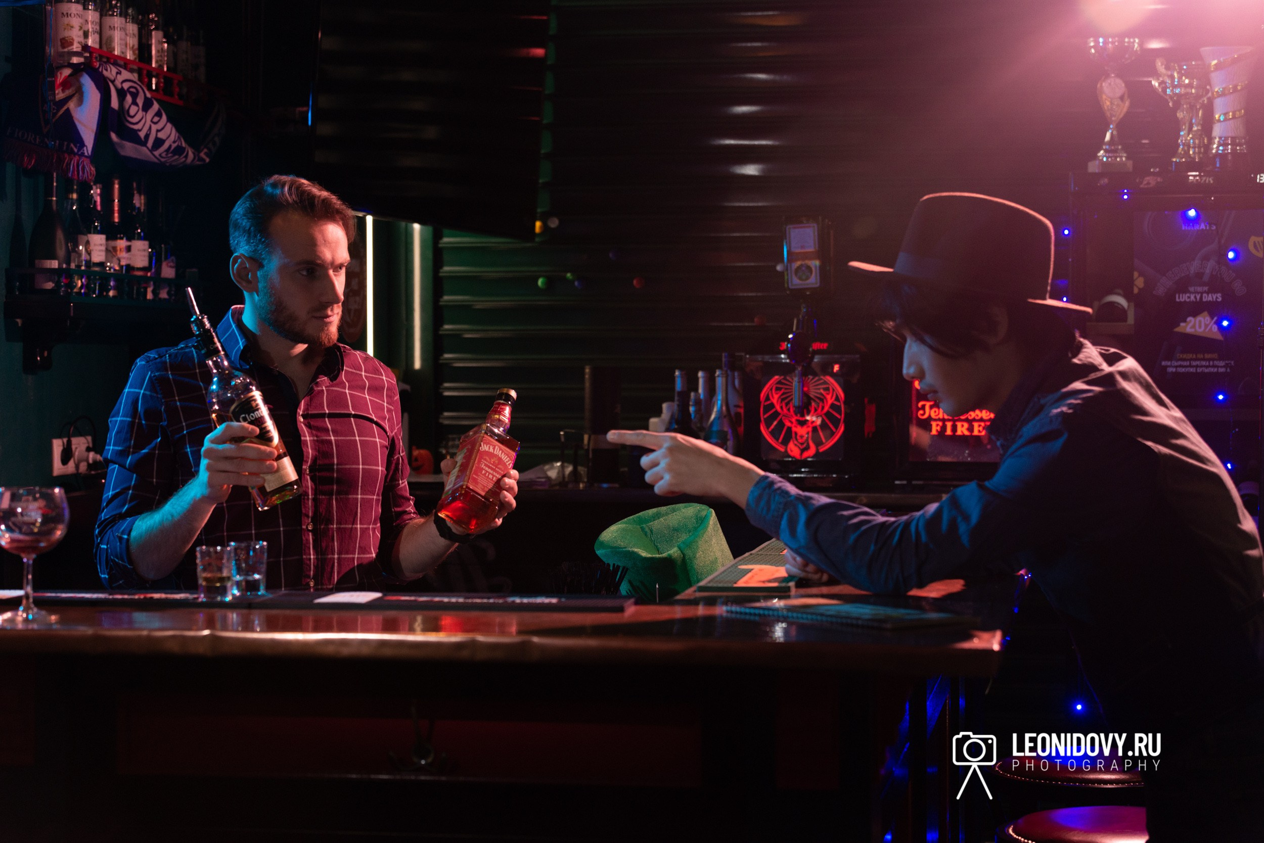 Вечер в баре