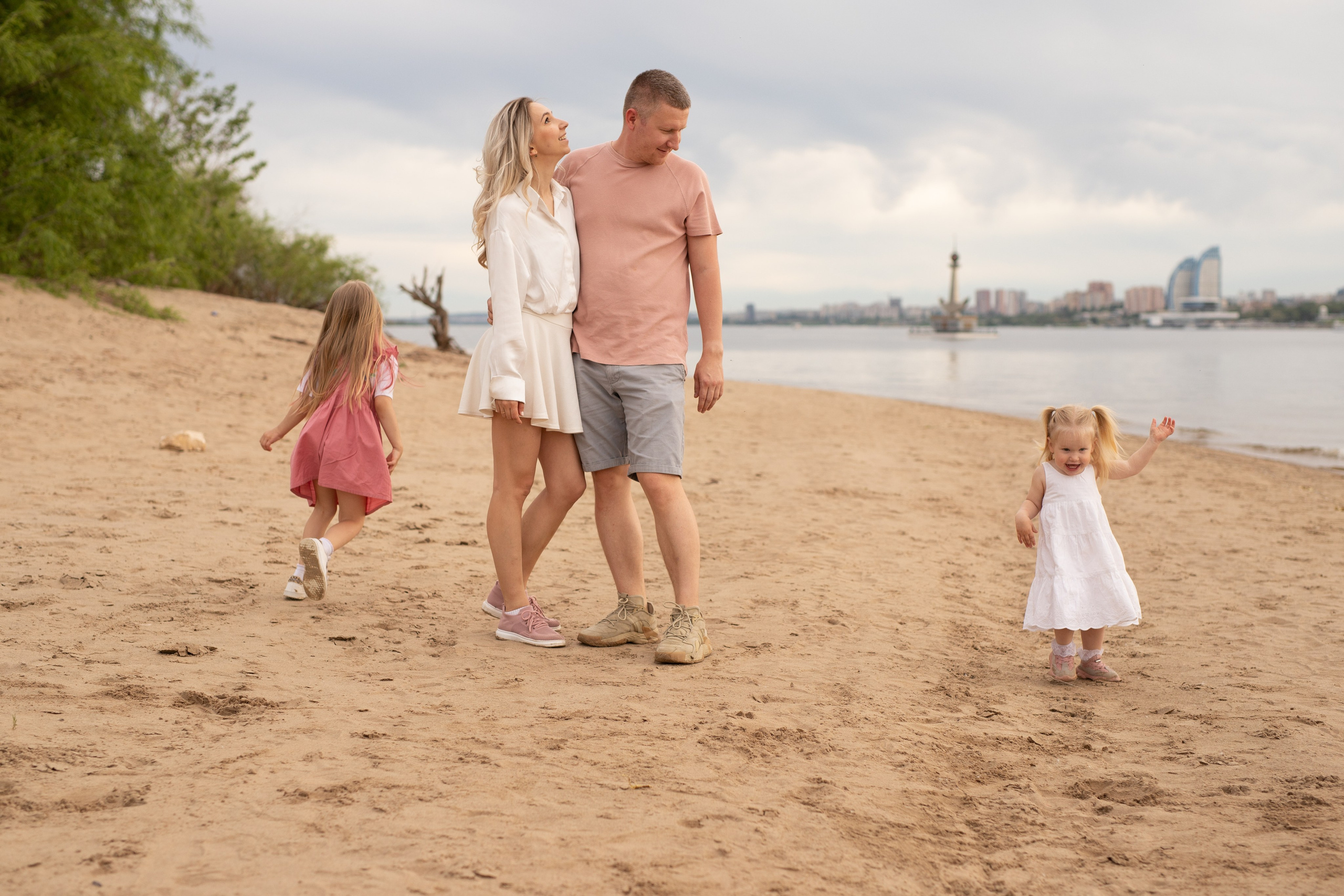 Портфолио семейная съемка Волгоград Волжский. Фотограф новорождённых Волгоград Волжский Дарья Рыскаль