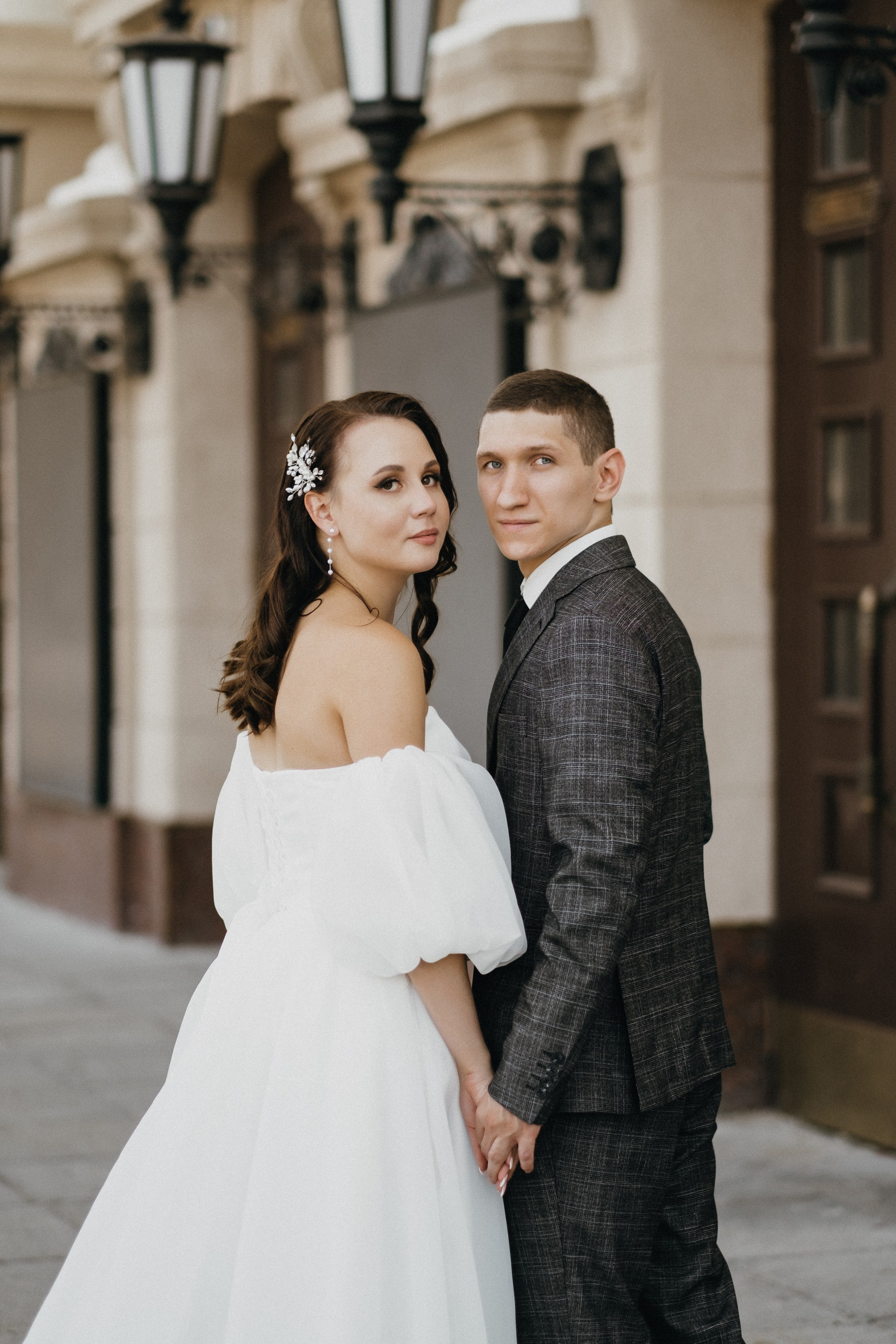 Свадебная съемка с машиной Волгоград. Свадебный и семейный фотограф в Волгограде Кристина Иванова