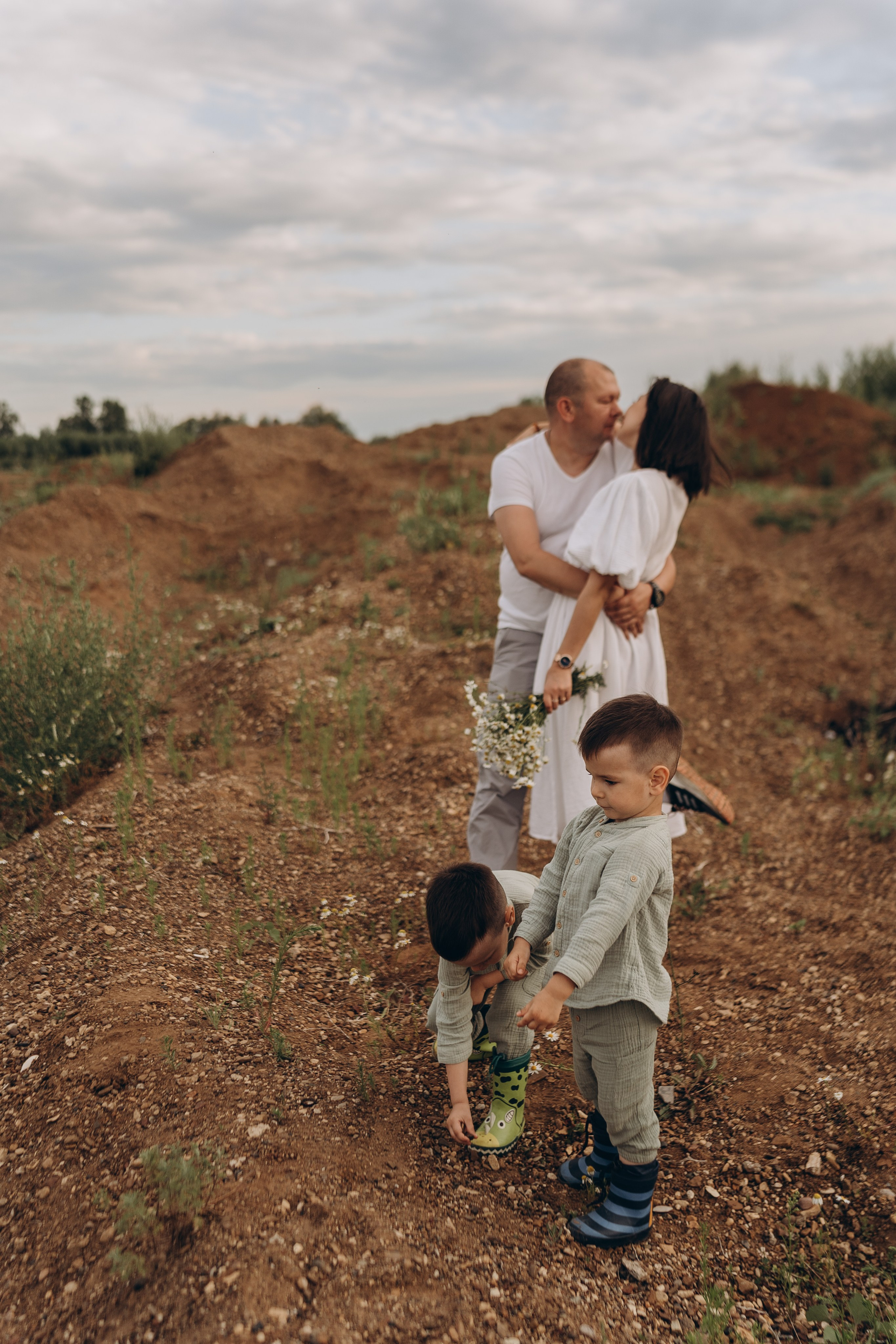 Лето. Ромашки. Семья. Семейный и домашний фотограф в Уфе Ирина Гарасюта