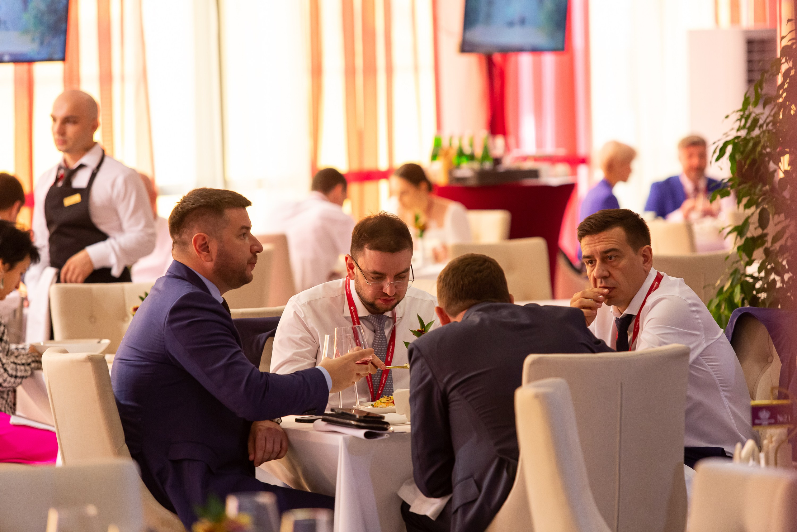 Деловой репортаж. Сергей Гусев — спортивная фотография, виртуальные туры, 3д панорамы