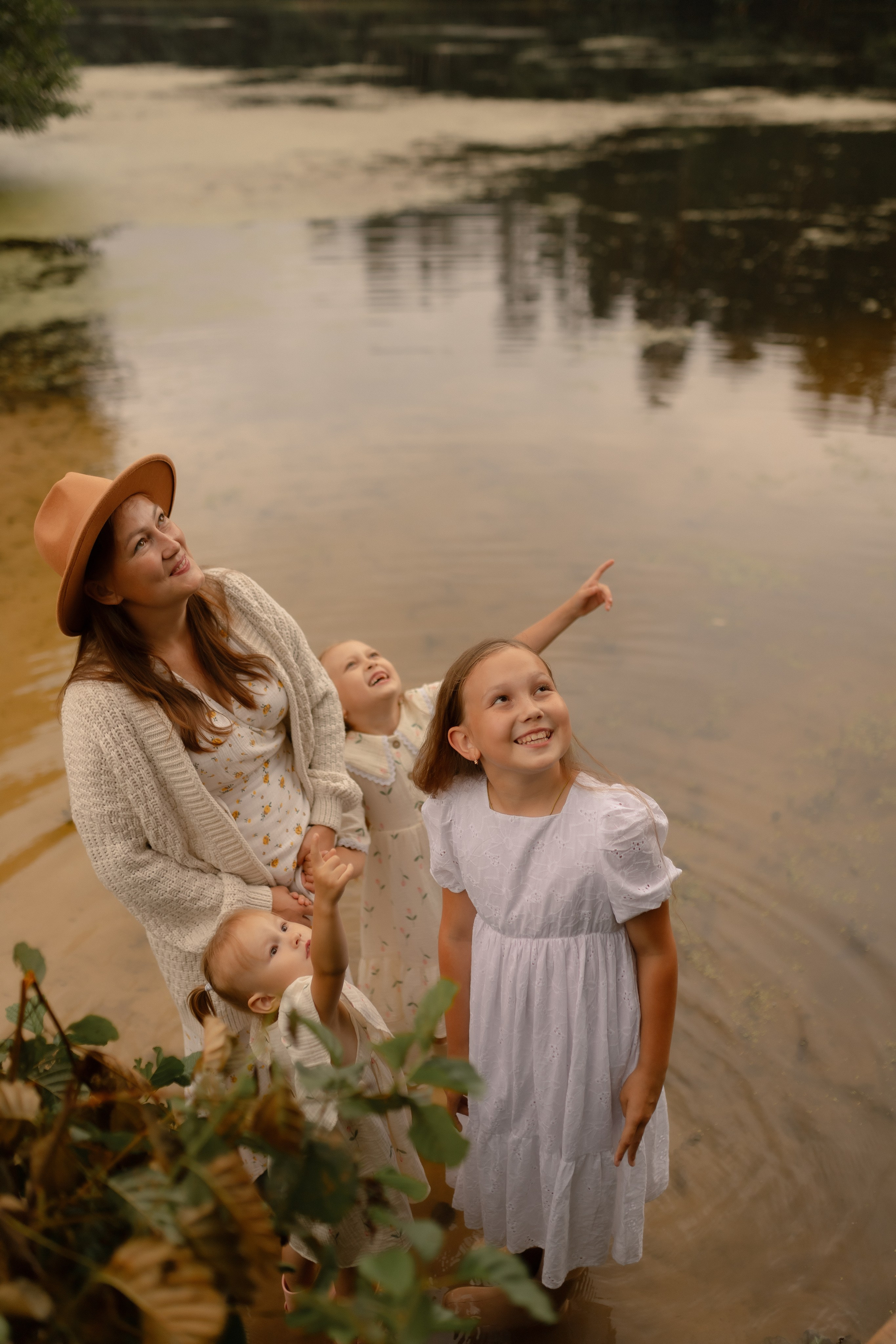 Мама Алина, Маша, Дина и Анечка. Фотограф Татьяна Семенова