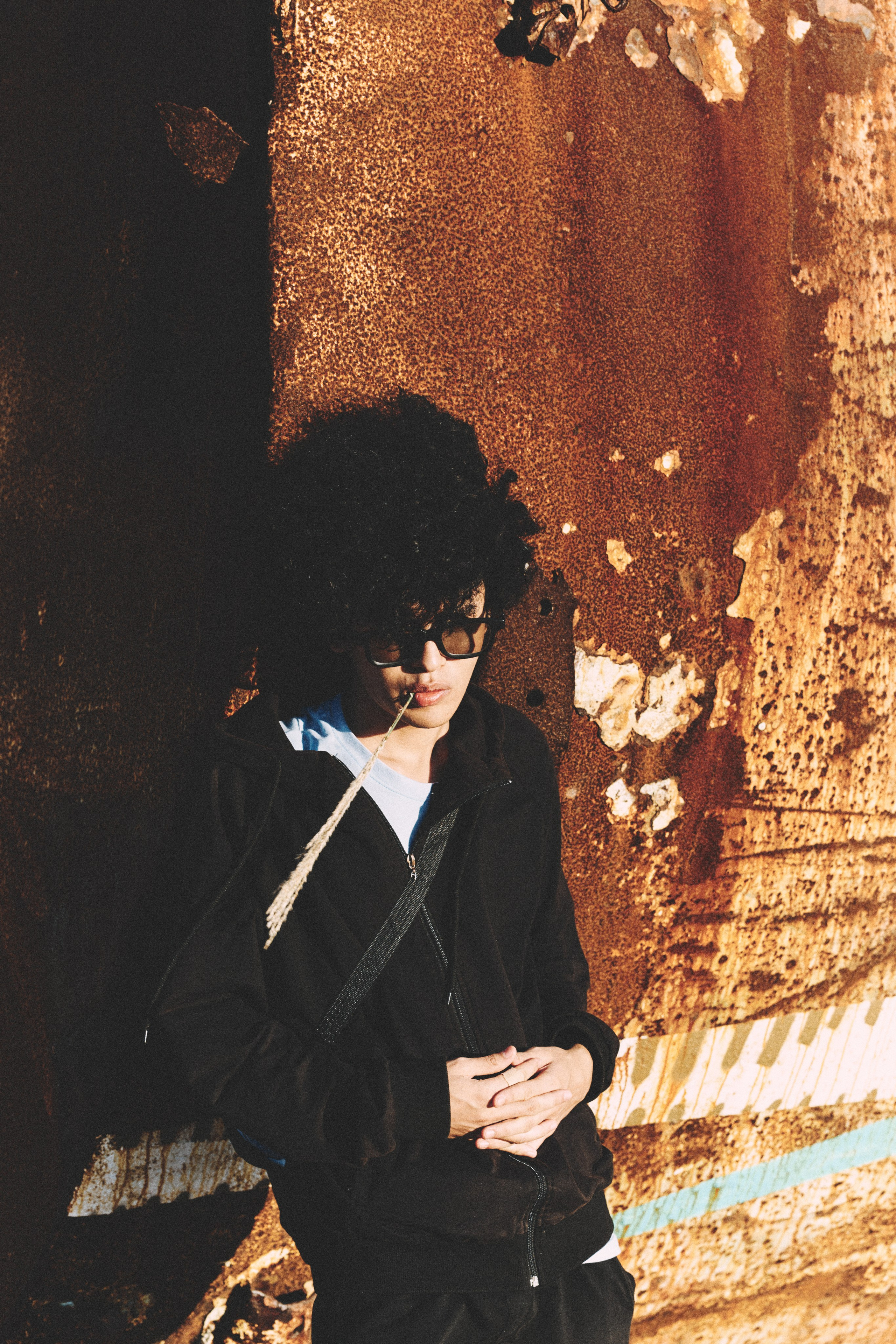 Репортаж трекинга тур группы 2. Фэшн-фотография и портреты в Владивостоке. Превращаю съёмку в повествование — создаю образы с сюжетом, которые остаются в памяти