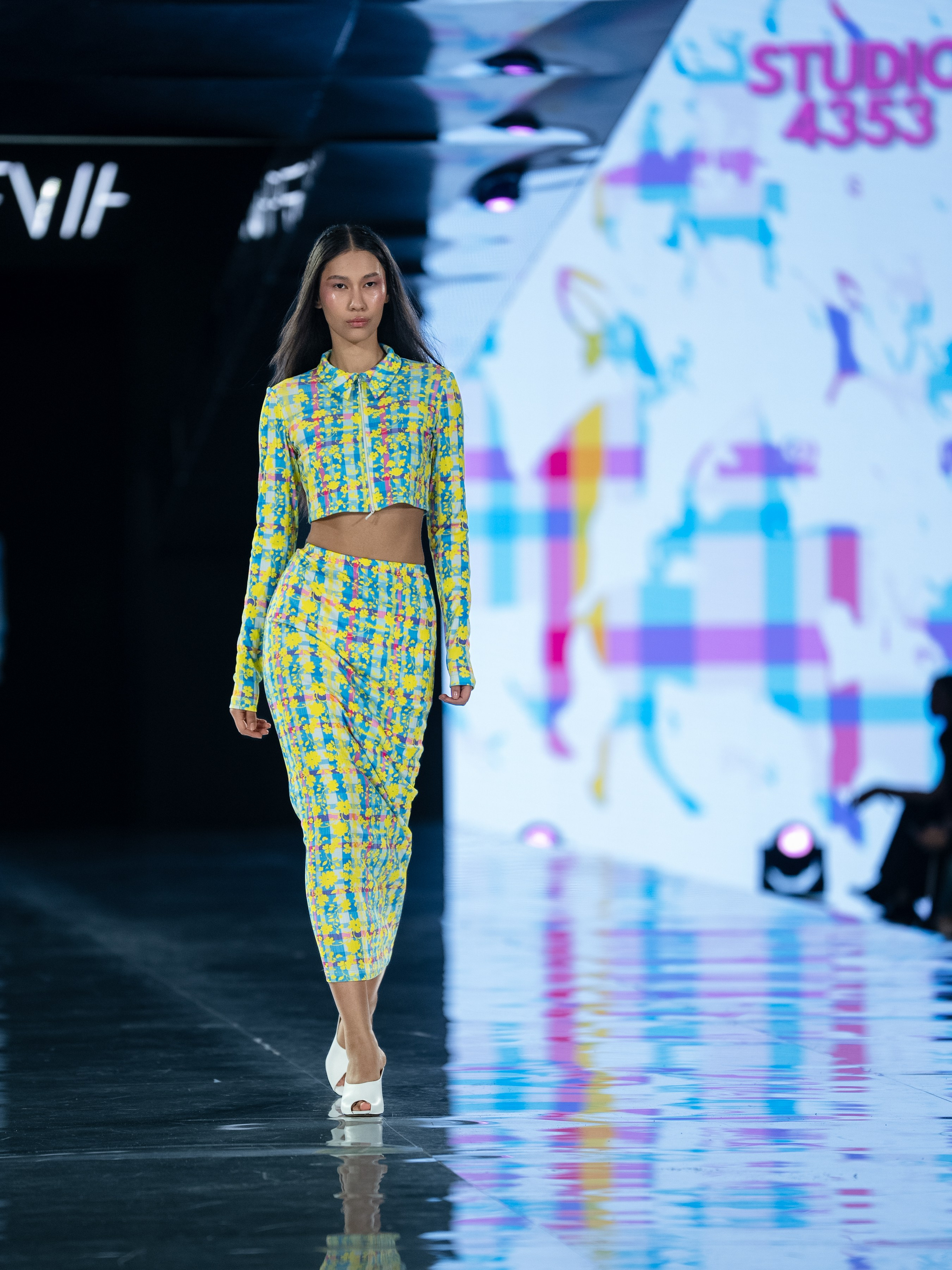 Visa Fashion Week Studio 4353. Сайт Алматинского НЮ АРТ, будуар и фэшн фотографа Дениса Карпенко