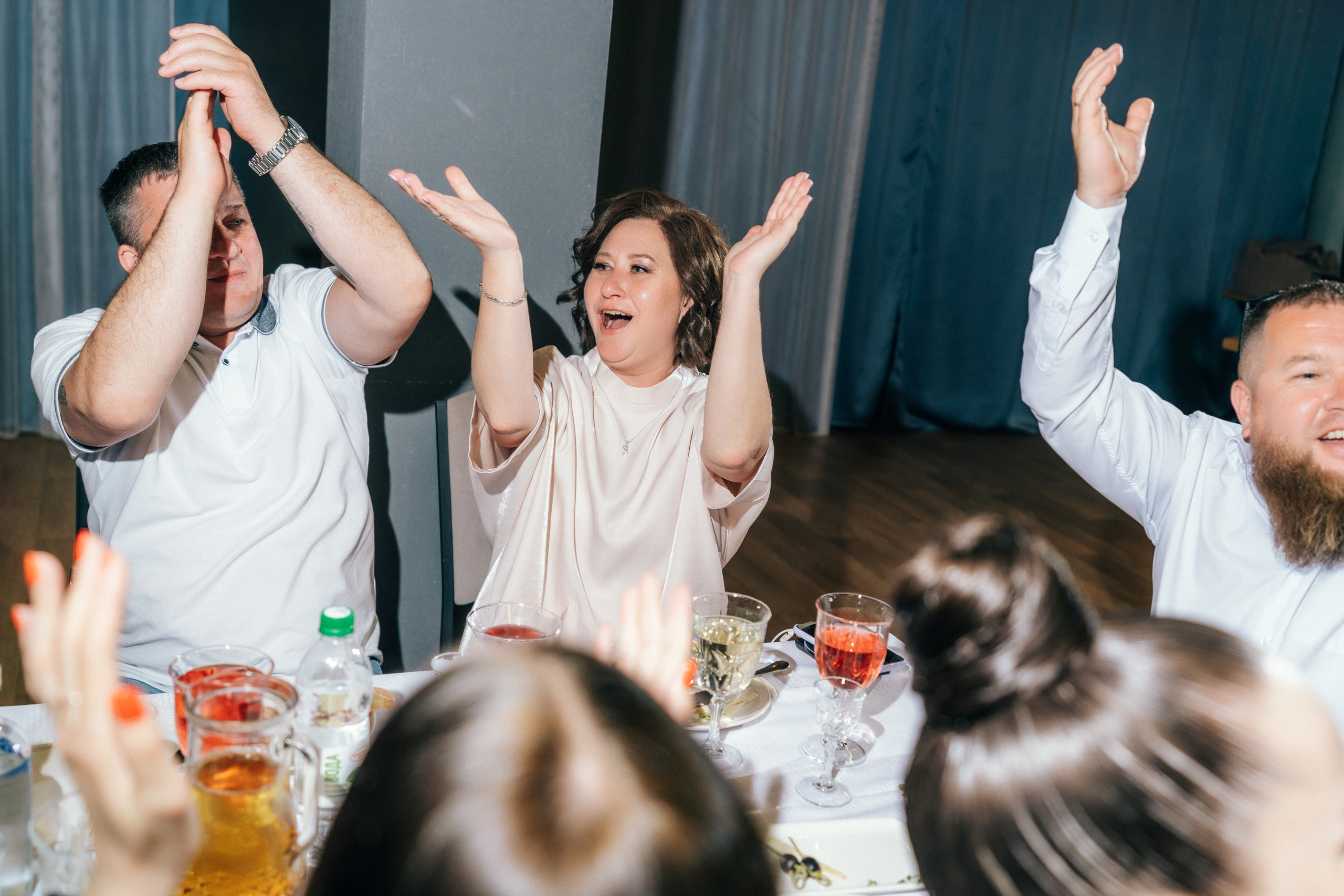 Красный кабриолет. Фотограф Ангарск Иркутск Ксения Король