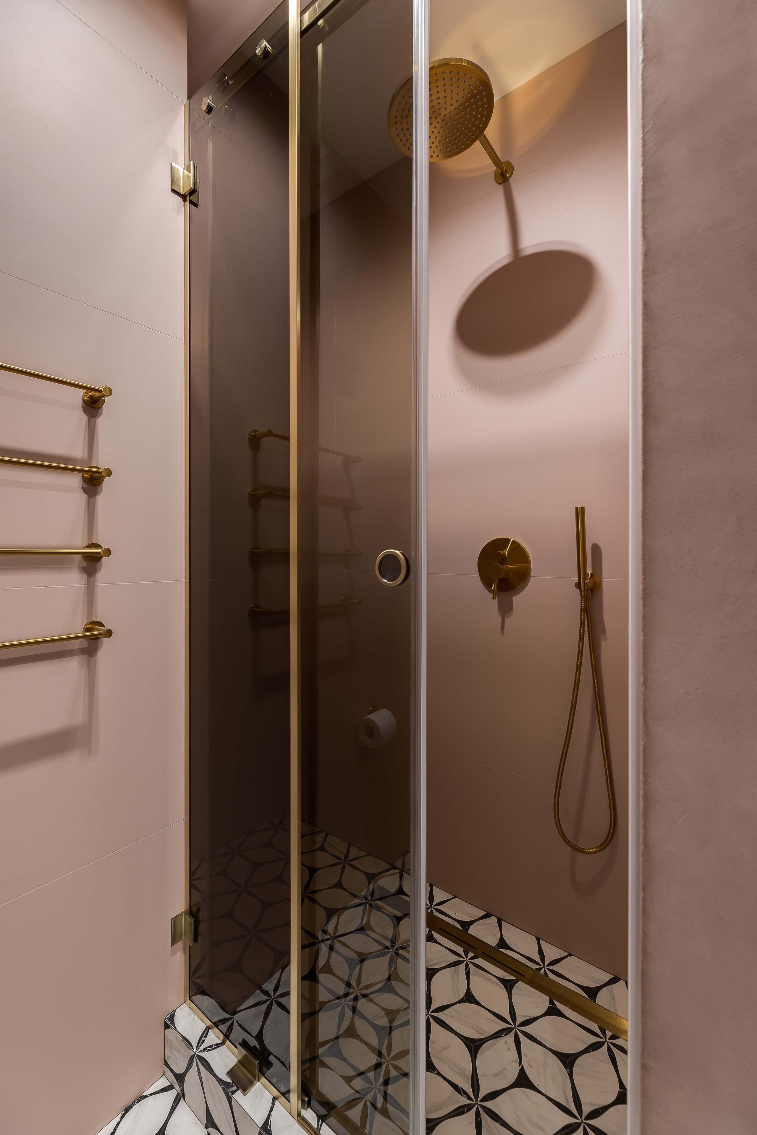 Яркая квартира. Совместная работа с интерьерным стилистом. Интерьерный фотограф в Москве