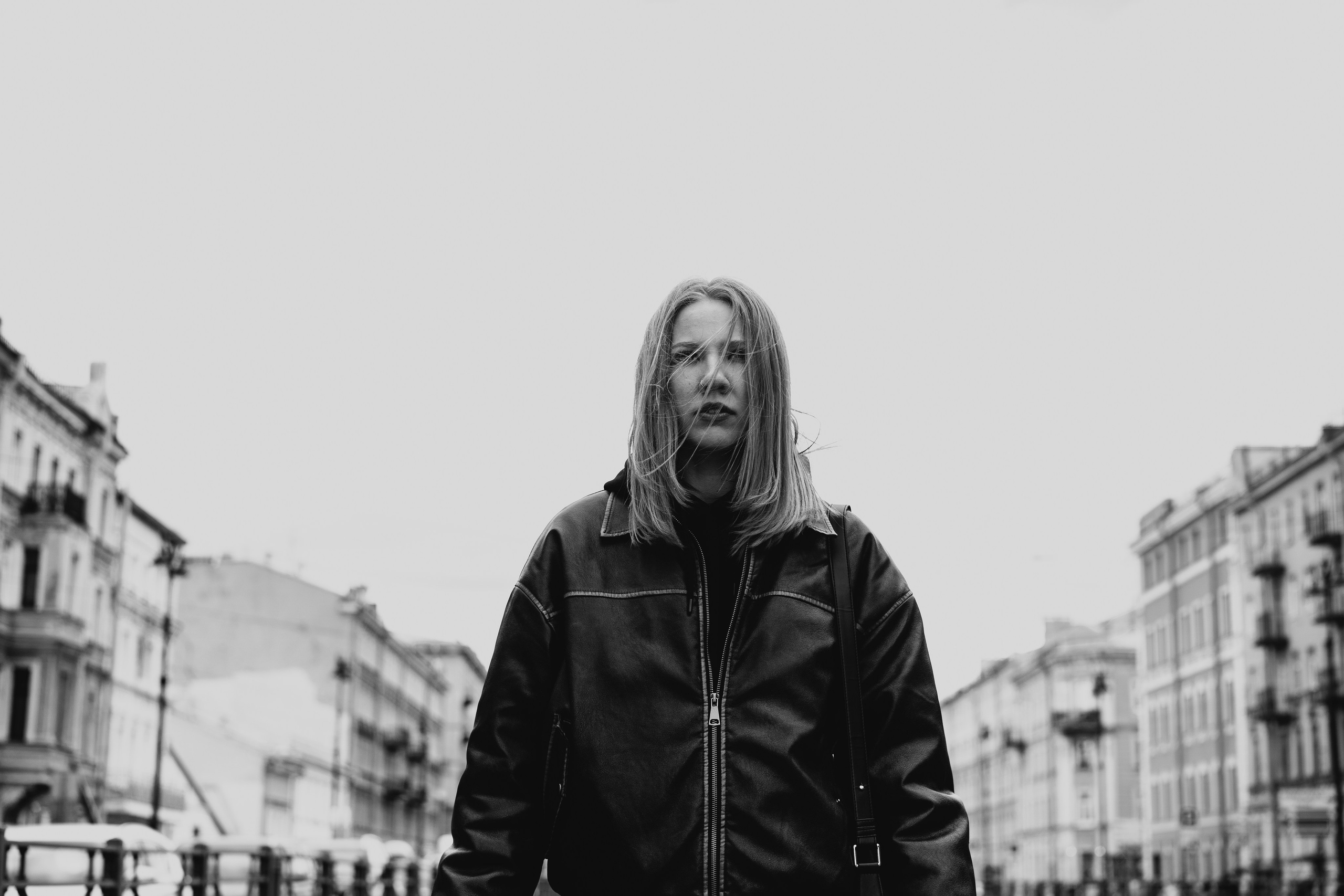 Прогулочная фотосессия по Обводному каналу. Виктория Спорова. Ваш портретный фотограф в Санкт-Петербурге