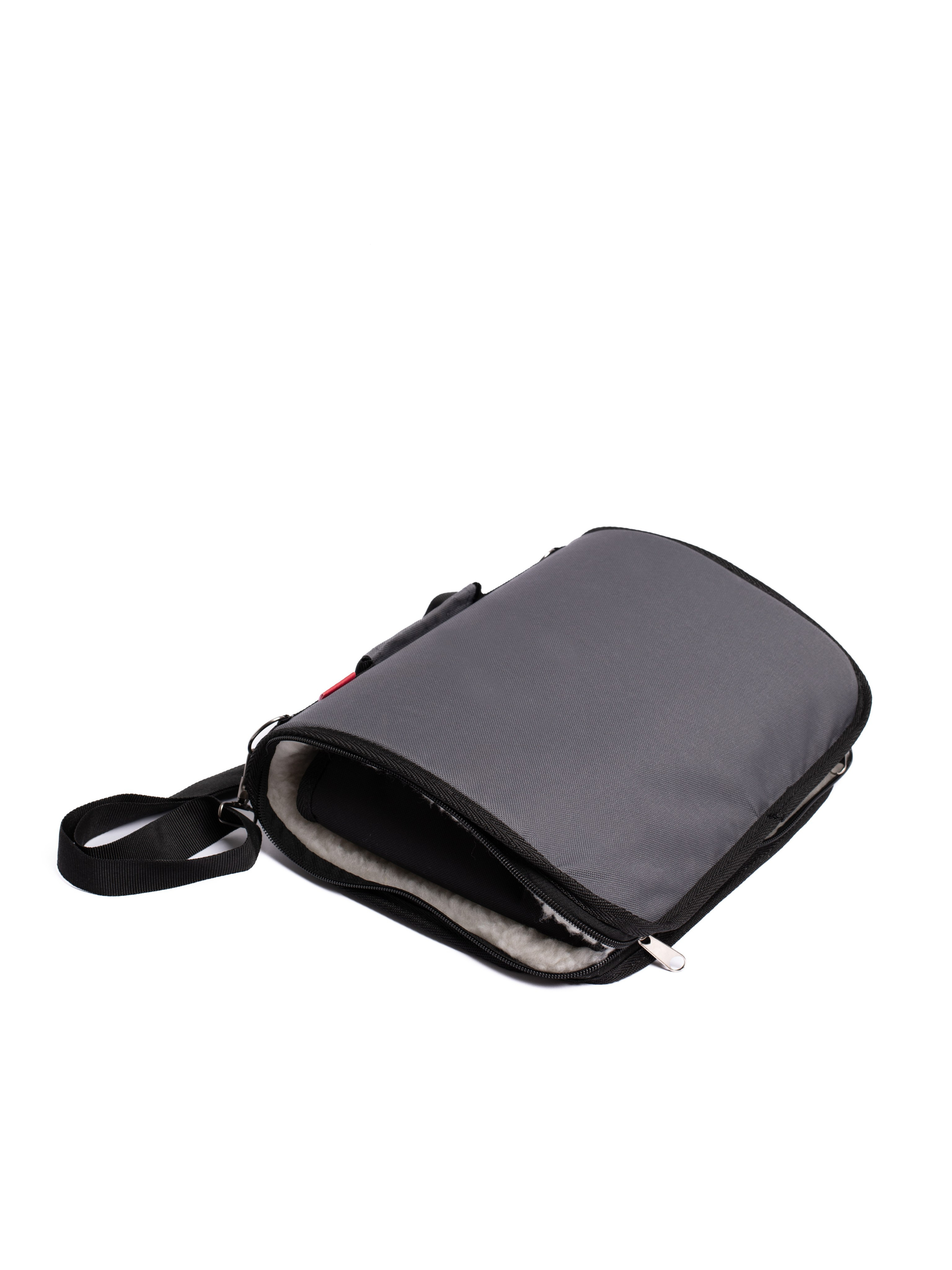 Сумки для собак. Фотостудия предметной и модельной съёмки для маркетплейсов