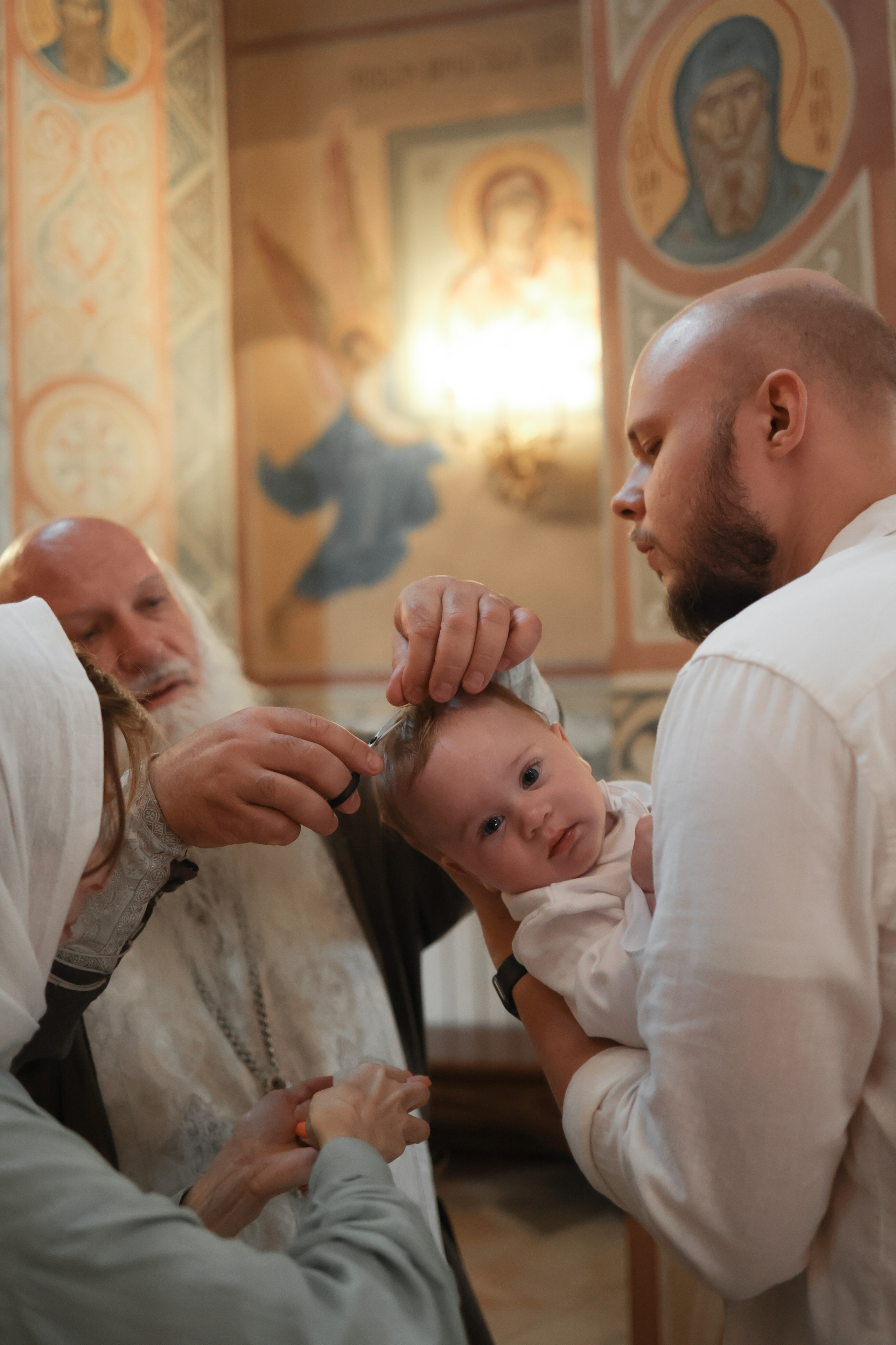 Фотосессия крещения, видеосъемка крещения в Нижнем Новгороде. Фотограф и видеограф Елена Лисина
