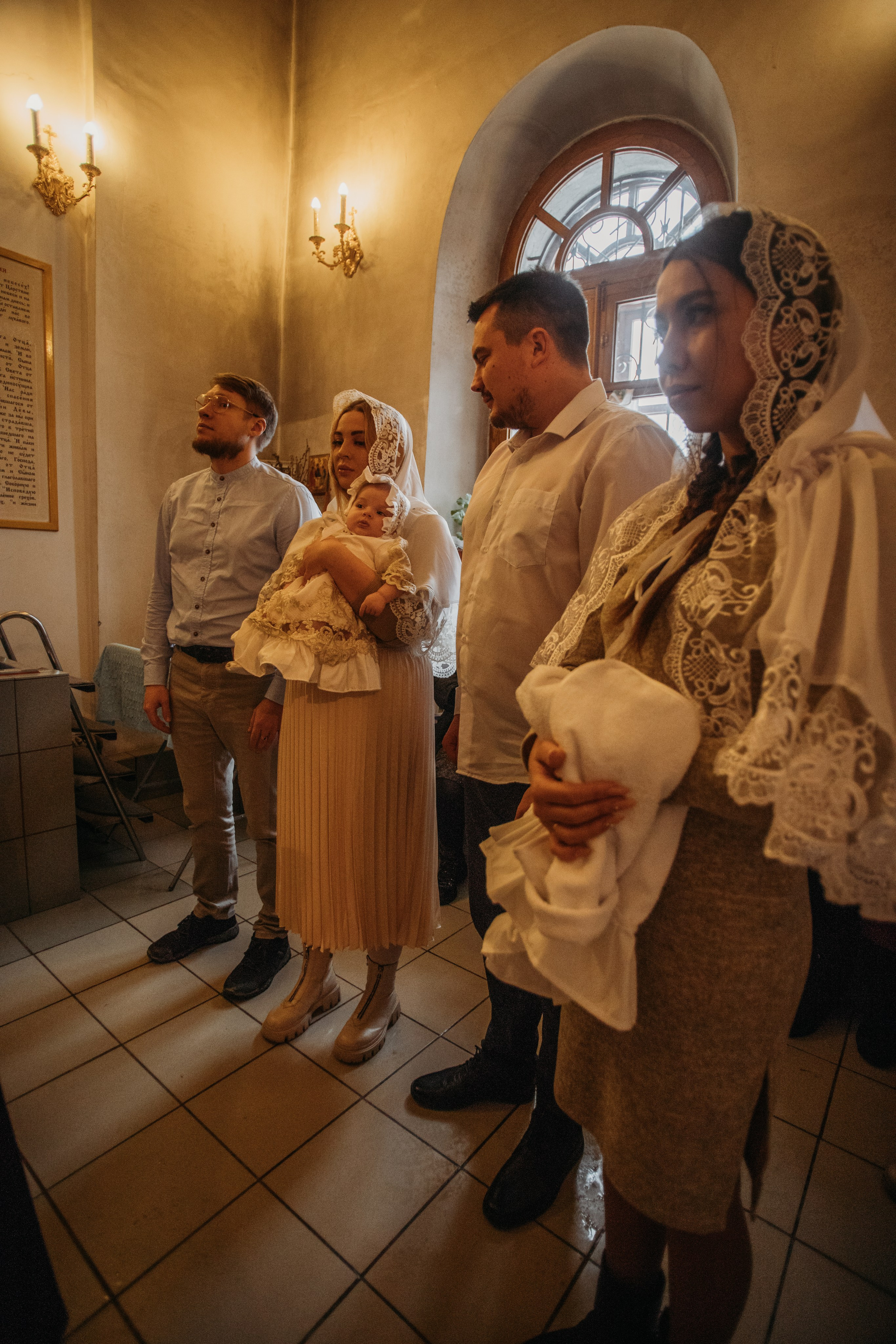 Крещение Аглаи. Венера Гайн. Репортажный фотограф  Тюмень. Обучение фотографии с 0