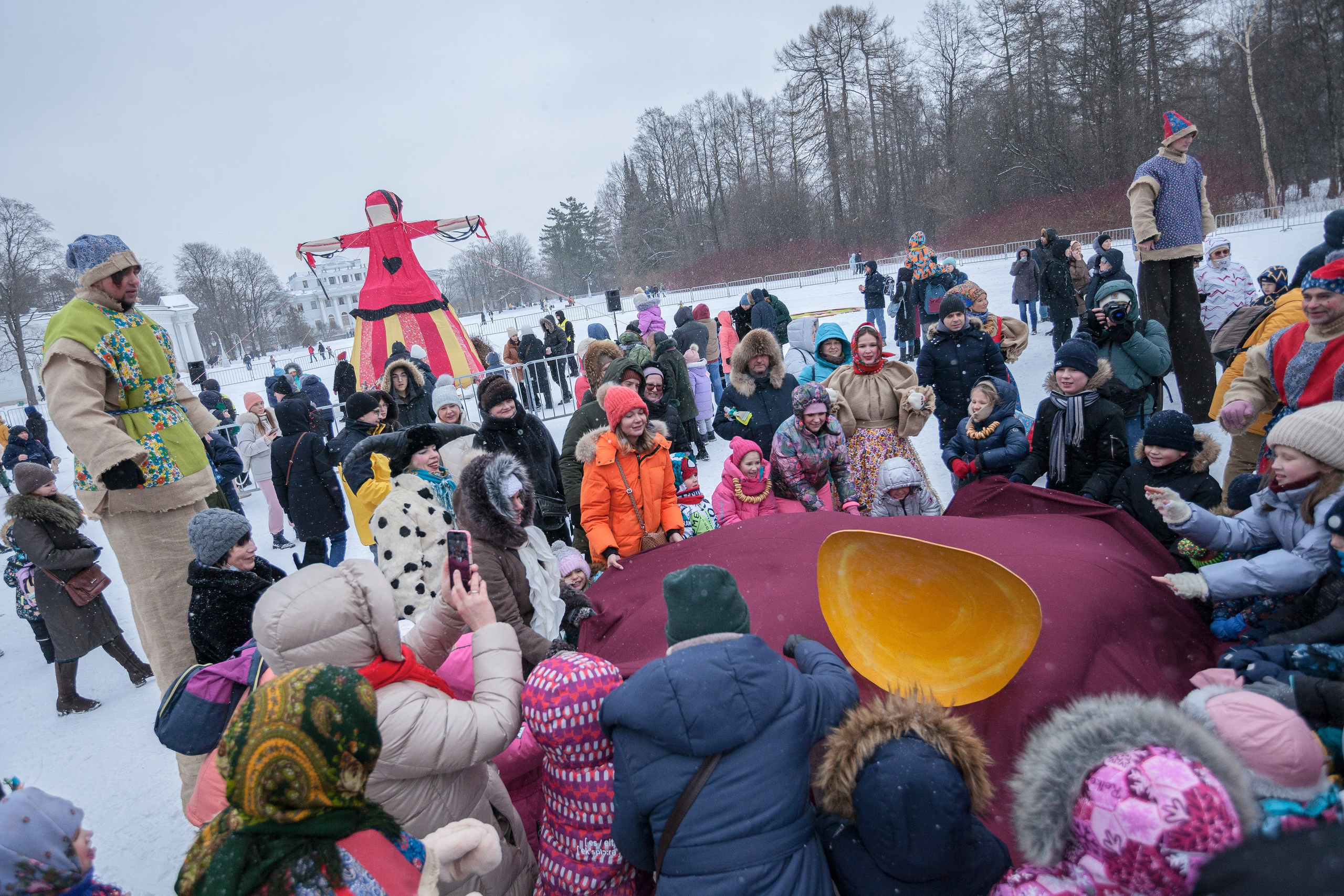 Масленичные гуляния на Елагином острове '23. Семейный и предметный фотограф Мария Львова Санкт-Петербург flitphoto