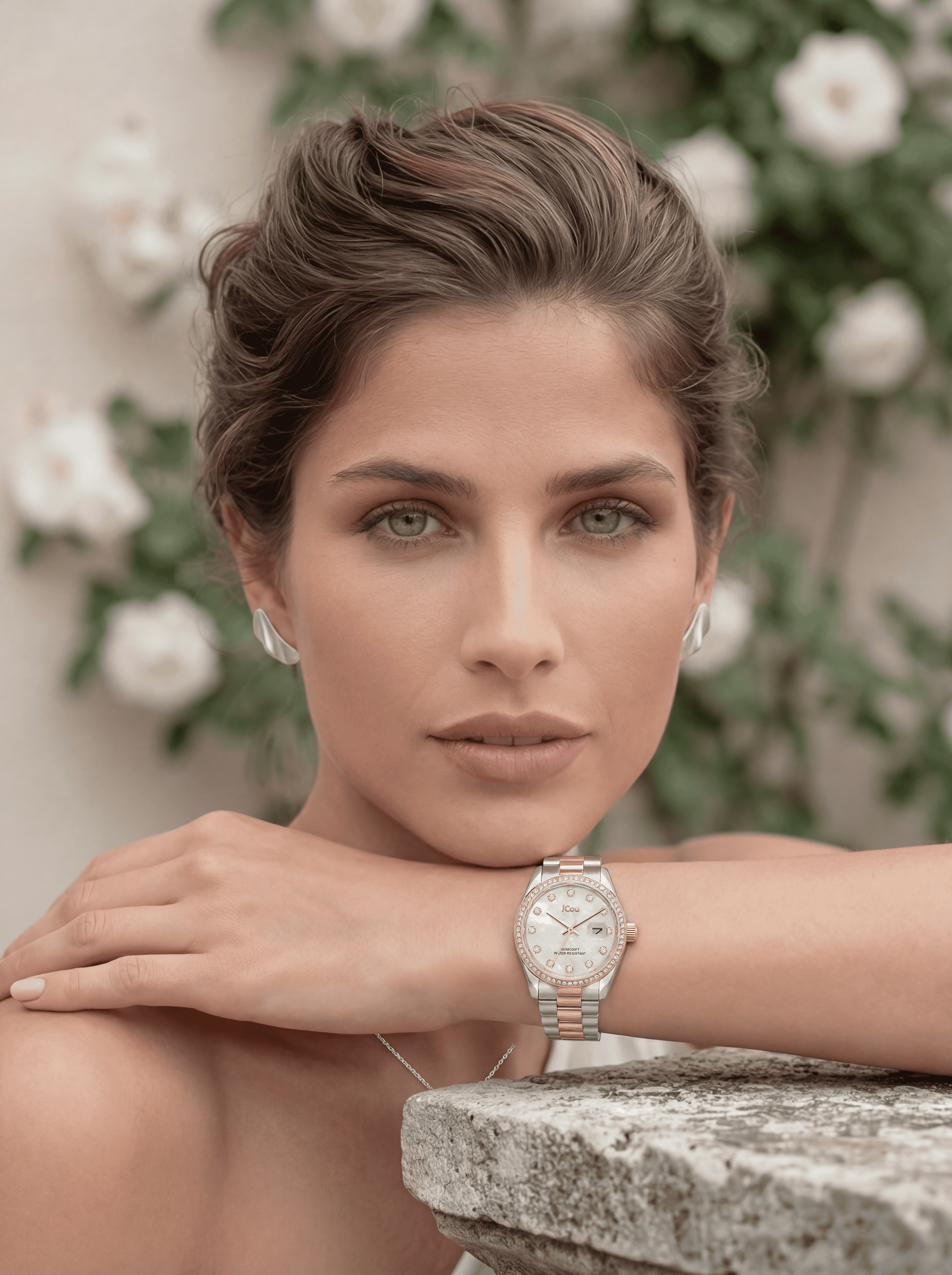 Jewelry. Refraim
