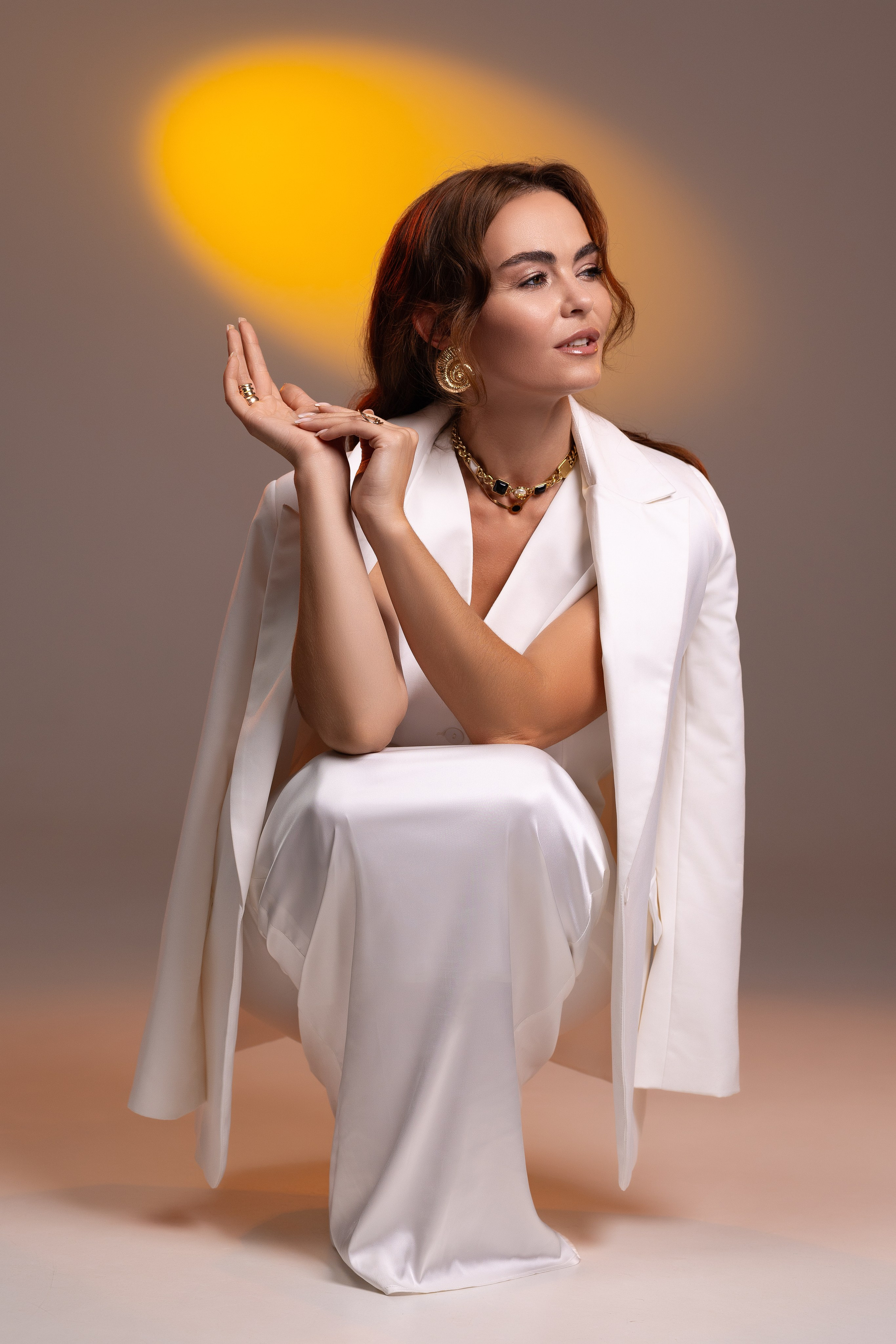 Женский портрет в студии. Фотограф Минск