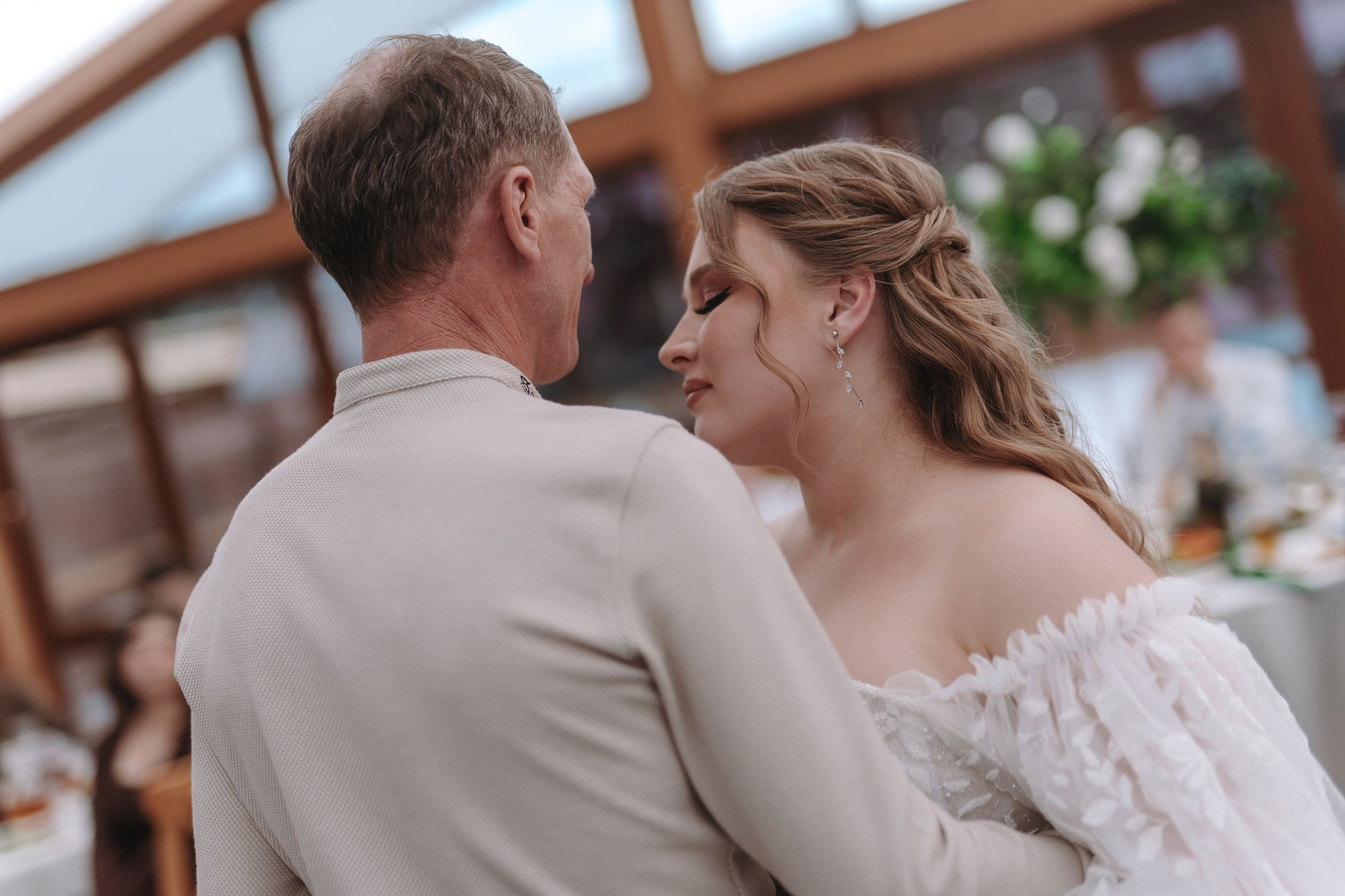 КАФЕ М5 / ХОТИМ ЕДИМ / БОГДАН НАСЫРОВ / ИЛЬНАР АХМАДУЛЛИН