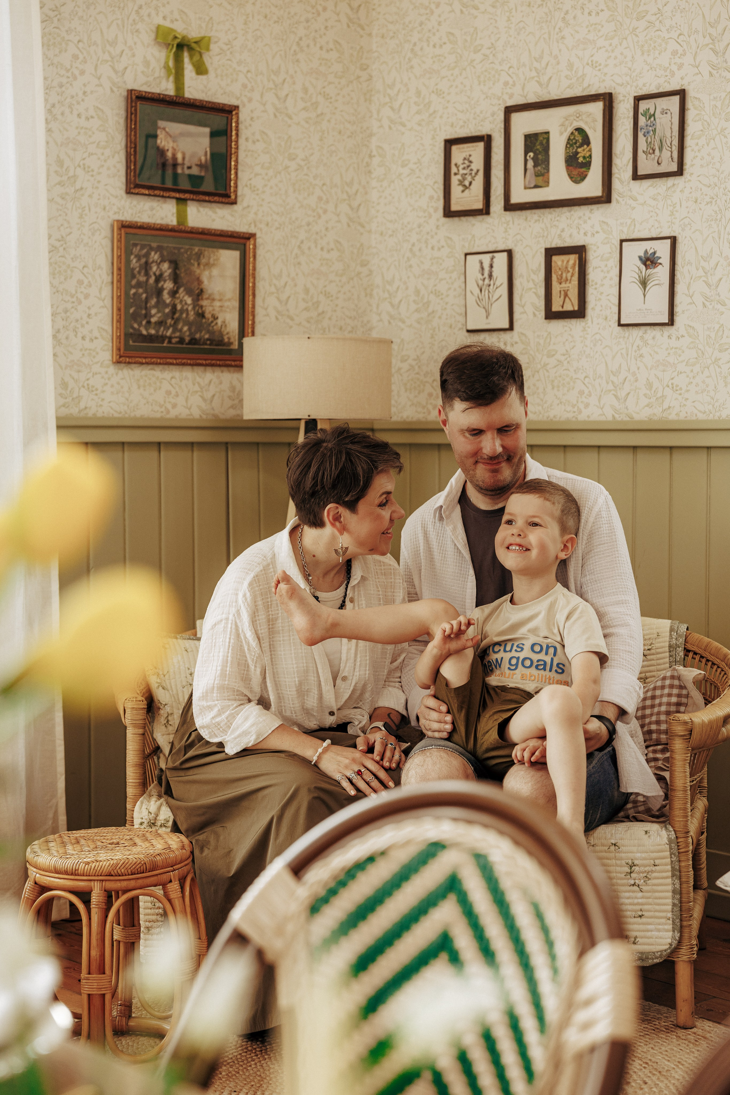 Семейный фотодень в фотостудии-даче, г. Пушкине и у легендарного Древа. Профессиональный фотограф в Санкт-Петербурге Александр Волосенцев