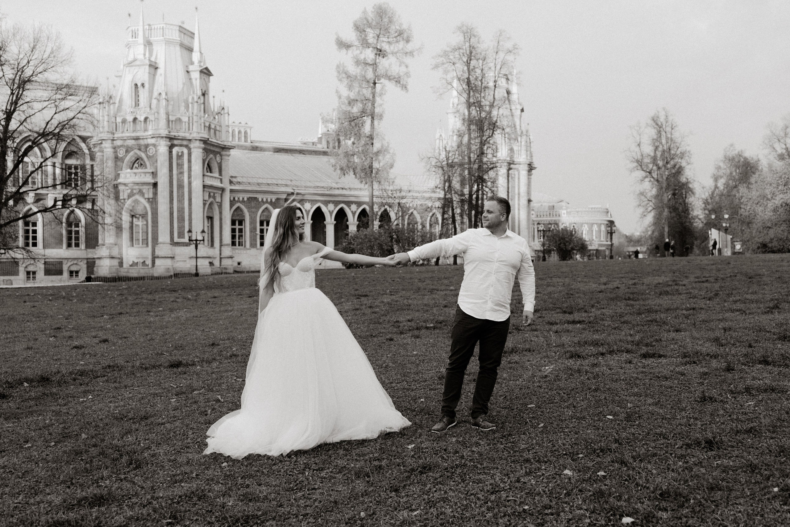 Свадебная прогулка в Царицыно. Семейный фотограф в Москве Аникина Наталья