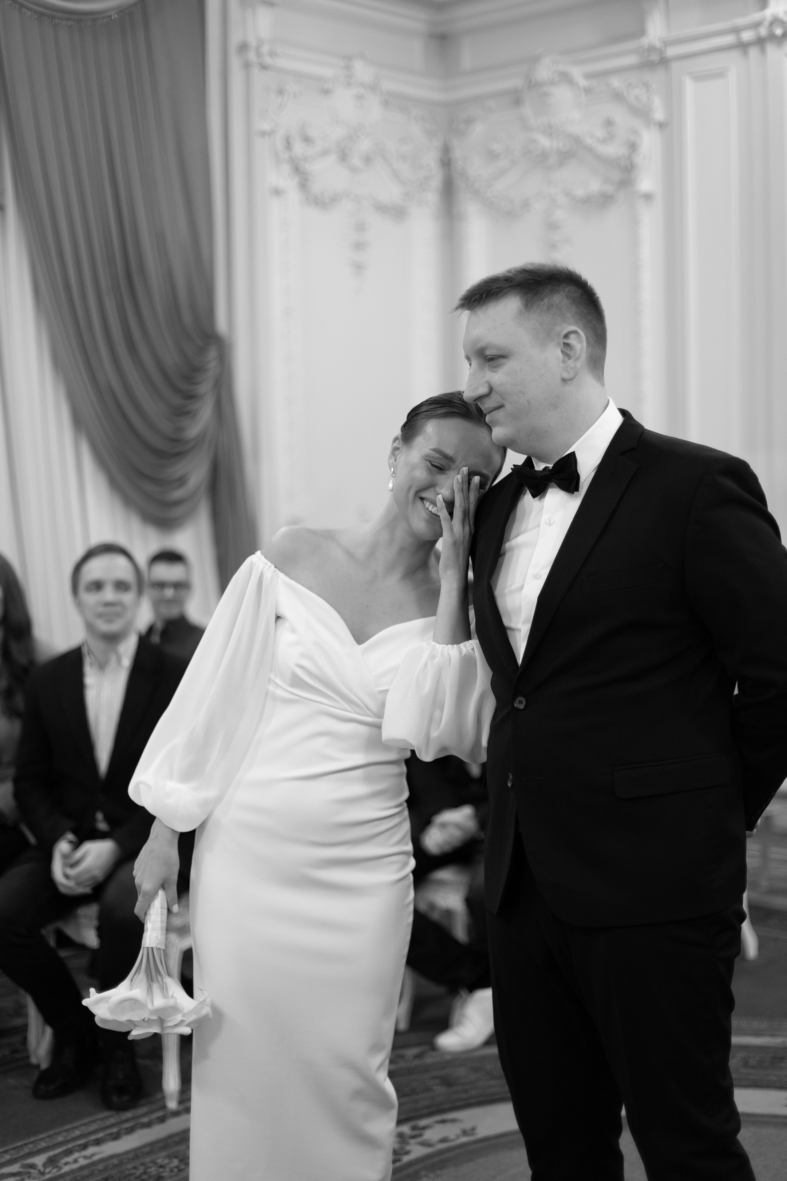 Зимняя свадьба в декабре в Санкт-Петербурге. Свадебный и семейный фотограф Арина Кулёва