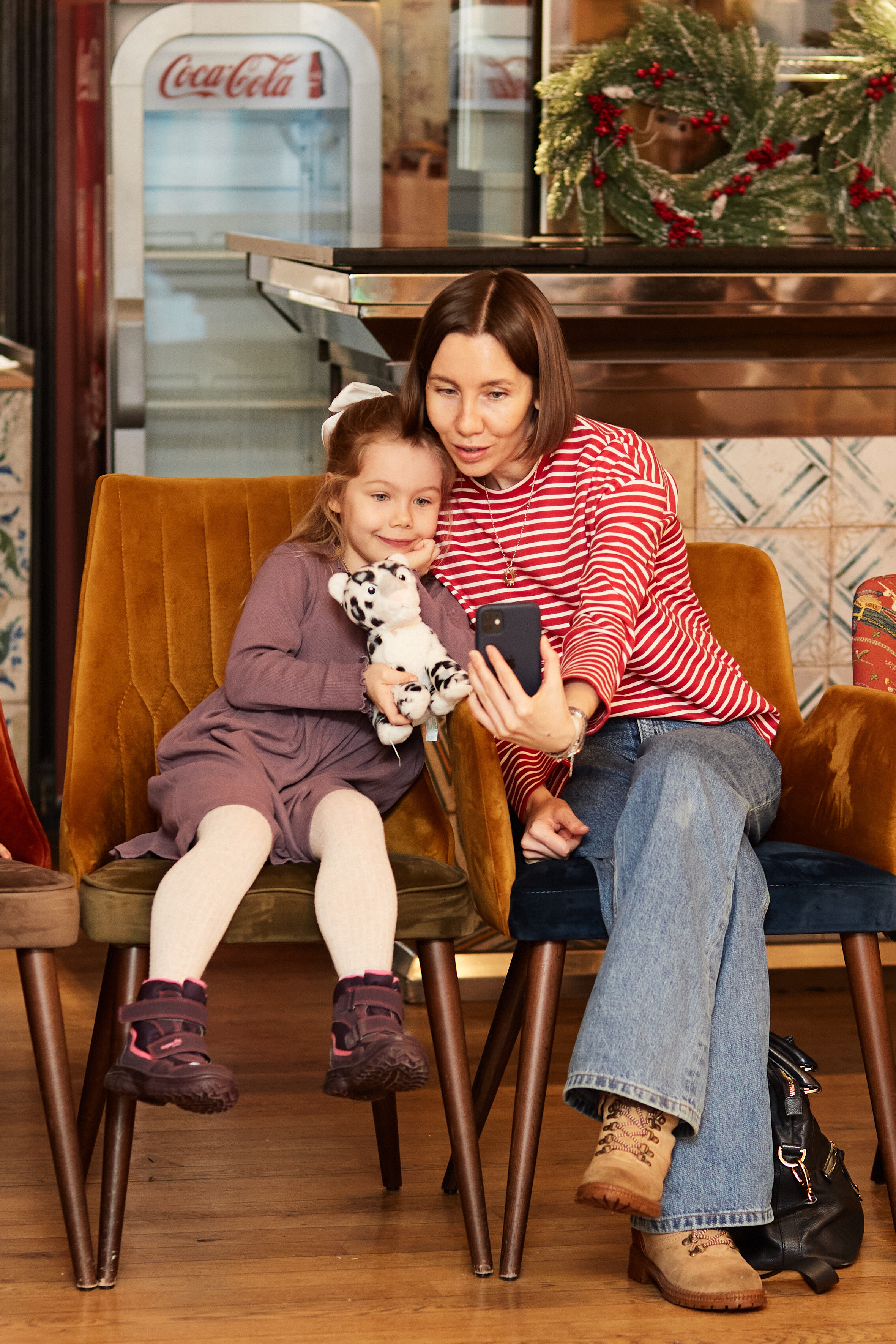 Новый 2023 год в кафе Бруни. Свадебный и семейный фотограф в Самаре Грибцова Людмила