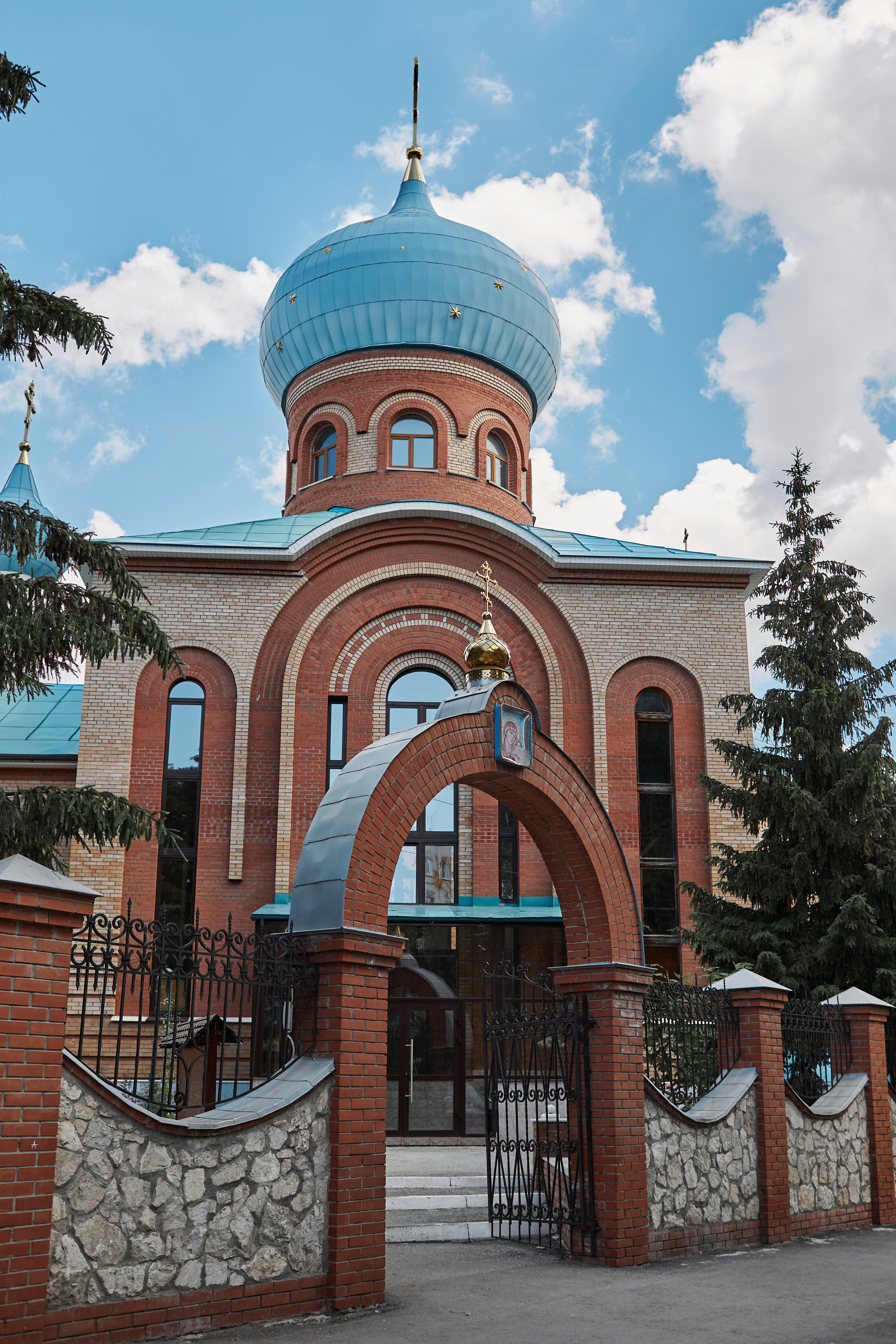 Крещение в Церкви Казанской иконы Божией Матери. Свадебный и семейный фотограф в Самаре Грибцова Людмила