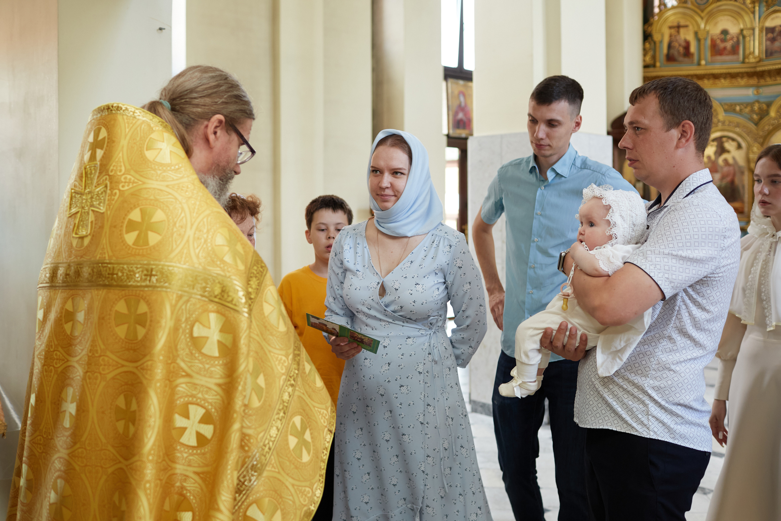 Крещение в Церкви Казанской иконы Божией Матери. Свадебный и семейный фотограф в Самаре Грибцова Людмила