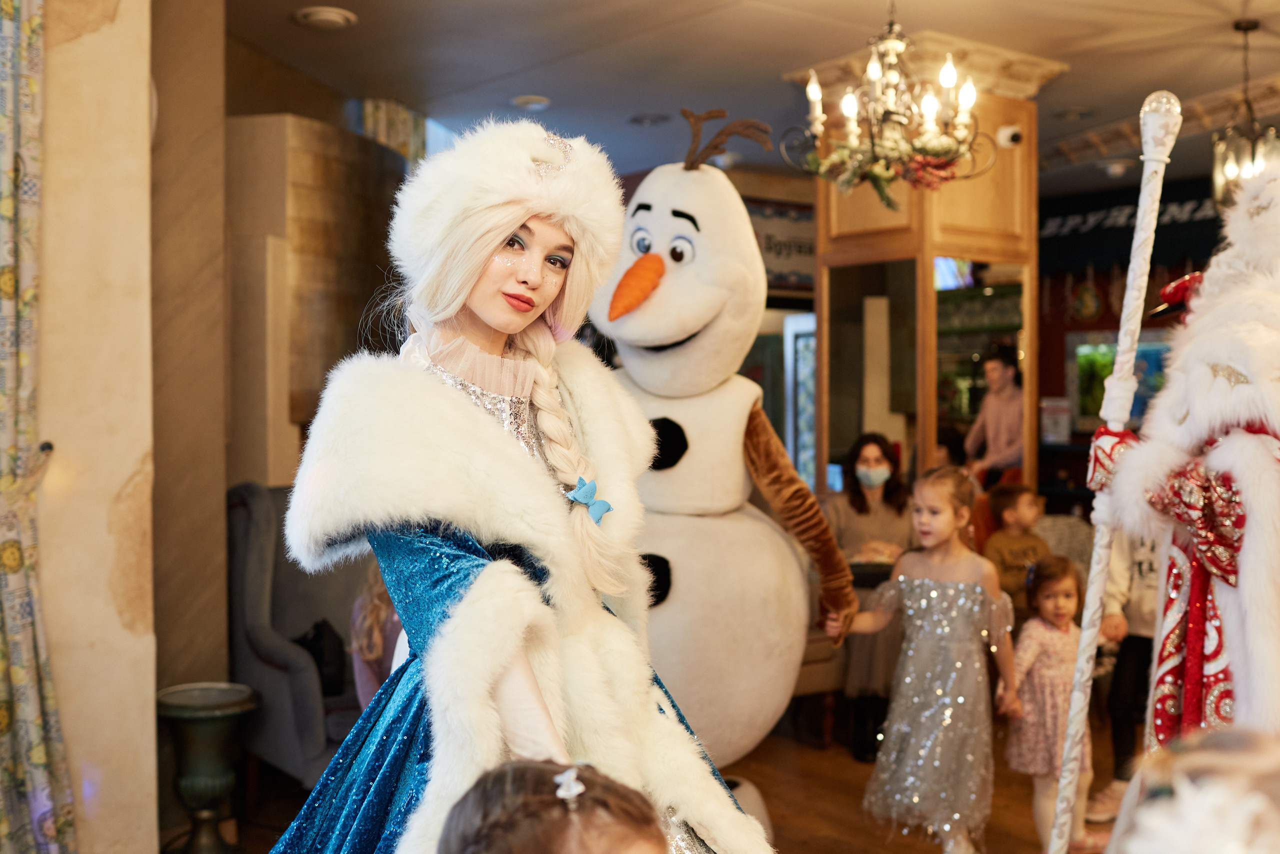 Новый 2023 год в кафе Бруни. Свадебный и семейный фотограф в Самаре Грибцова Людмила