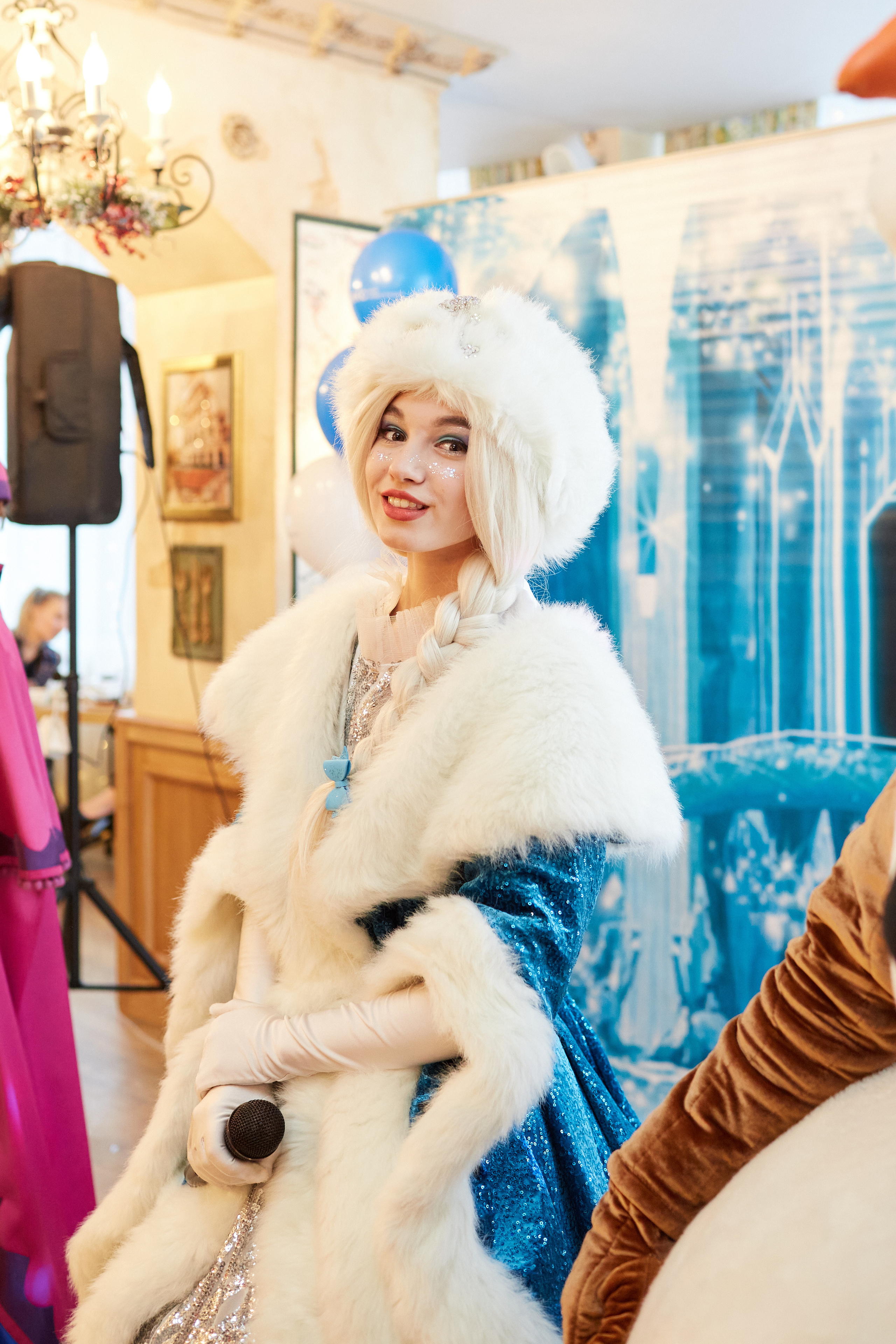 Новый 2023 год в кафе Бруни. Свадебный и семейный фотограф в Самаре Грибцова Людмила