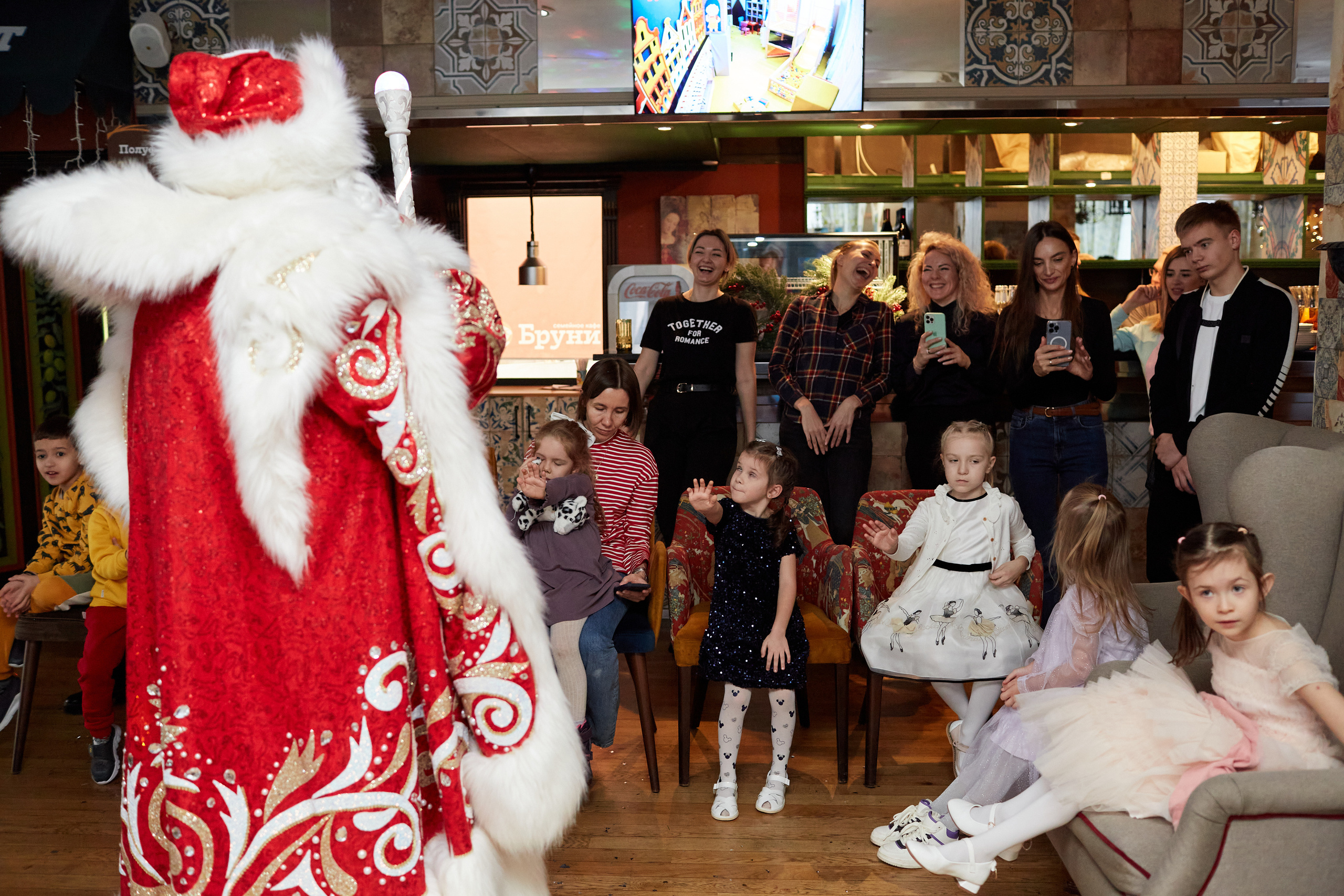 Новый 2023 год в кафе Бруни. Свадебный и семейный фотограф в Самаре Грибцова Людмила