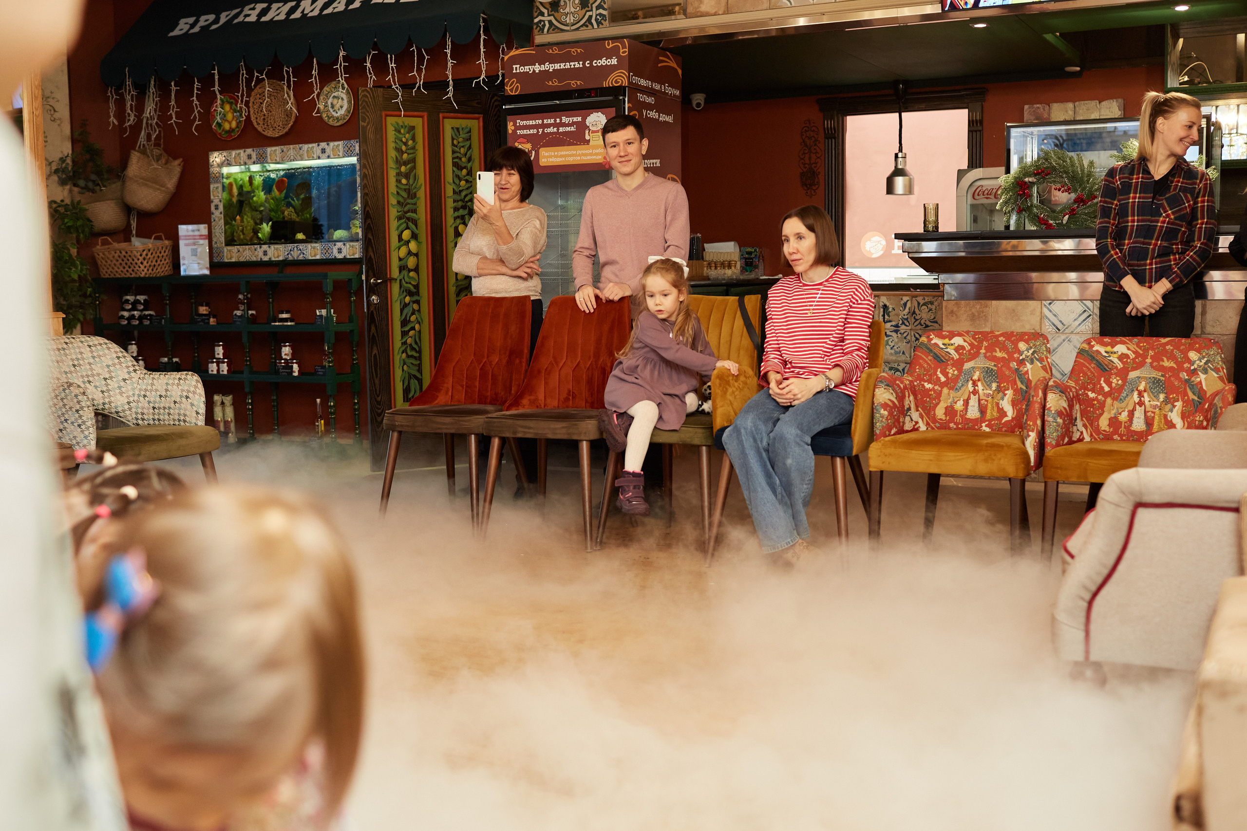 Новый 2023 год в кафе Бруни. Свадебный и семейный фотограф в Самаре Грибцова Людмила