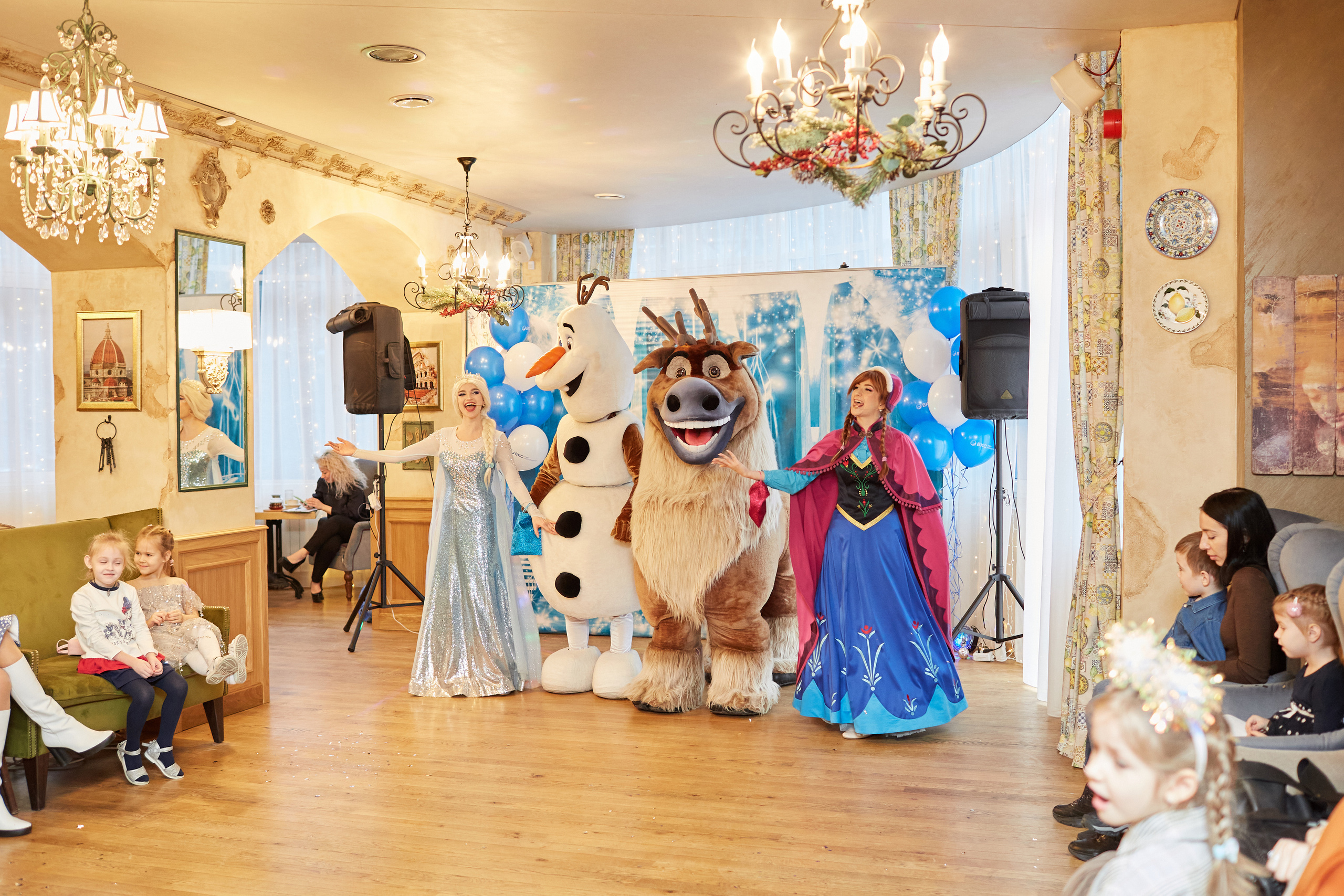 Новый 2023 год в кафе Бруни. Свадебный и семейный фотограф в Самаре Грибцова Людмила