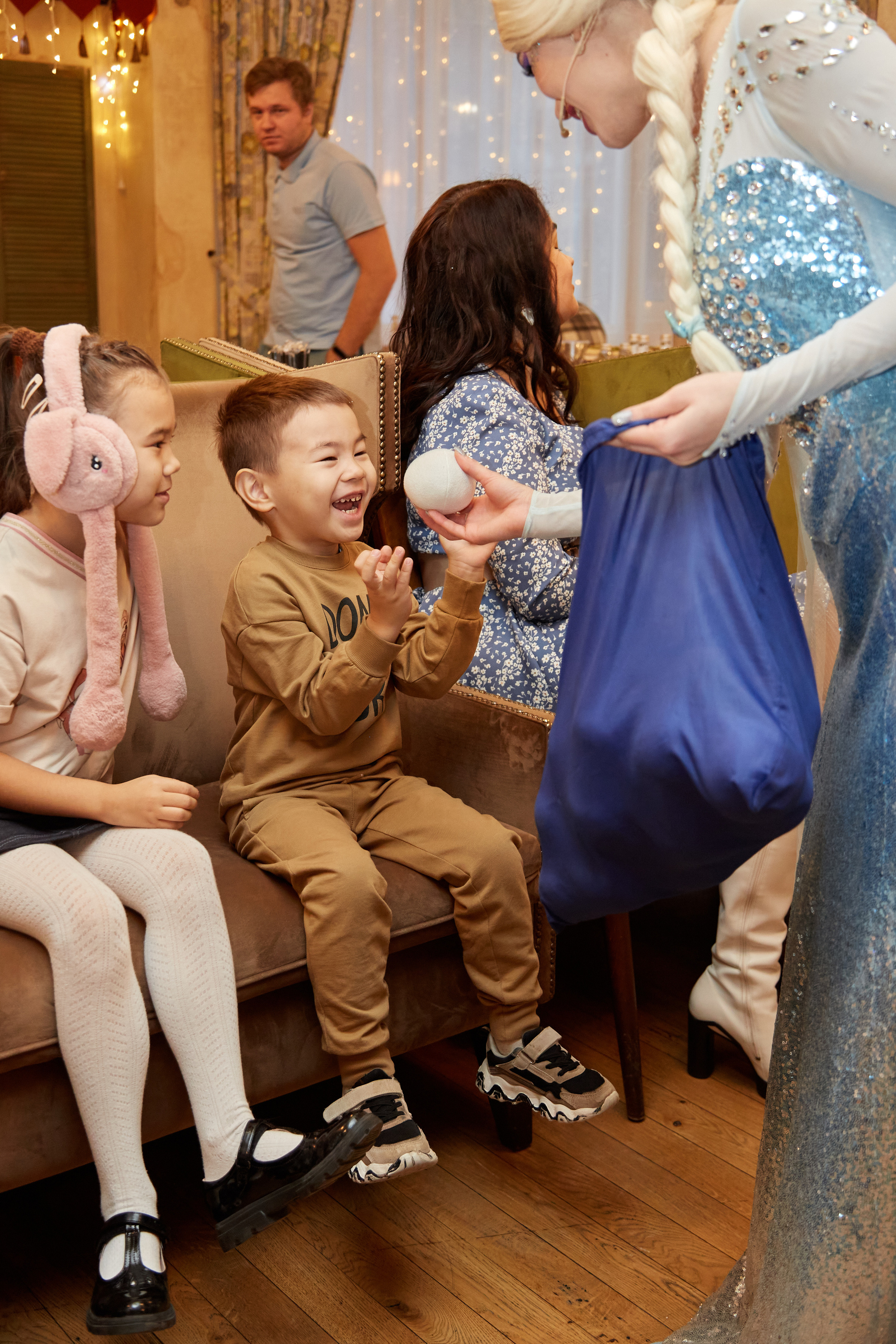 Новый 2023 год в кафе Бруни. Свадебный и семейный фотограф в Самаре Грибцова Людмила