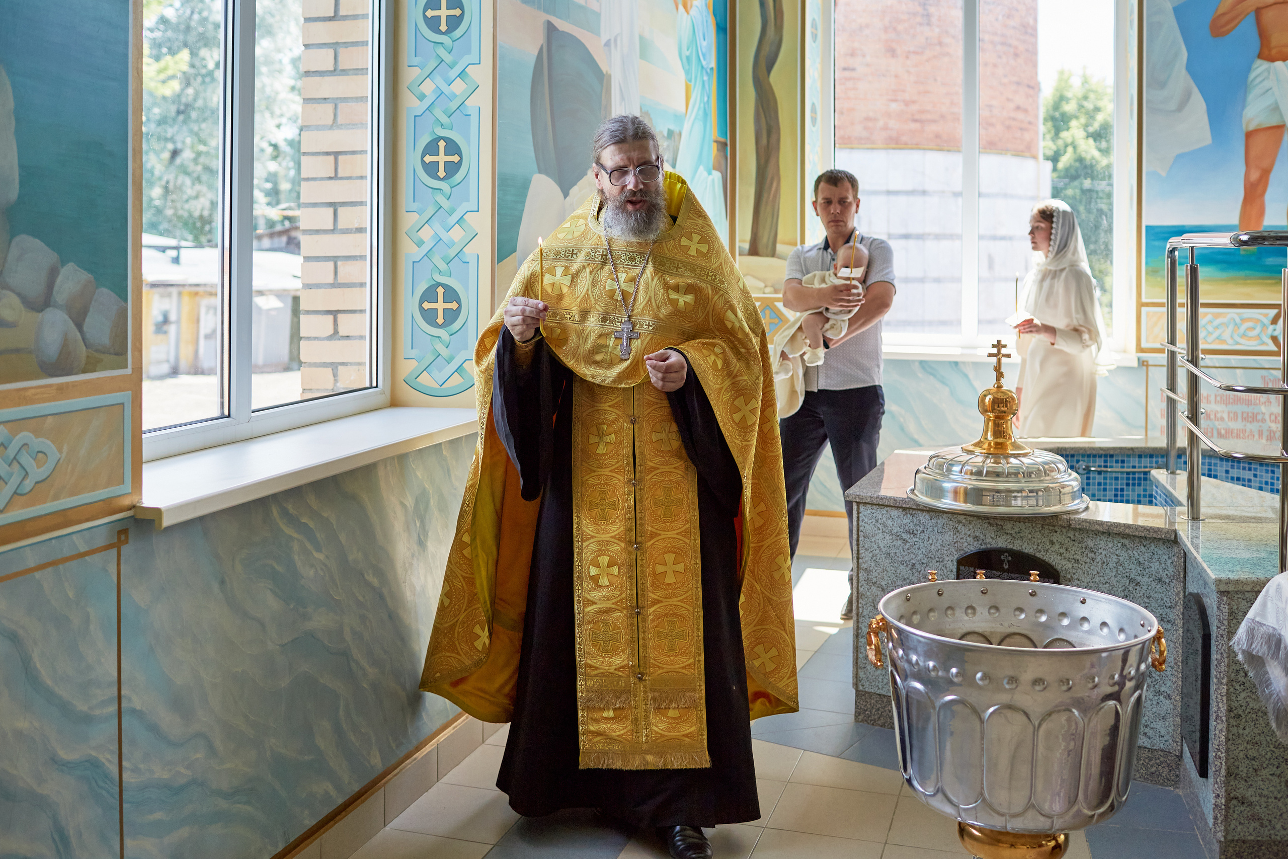 Крещение в Церкви Казанской иконы Божией Матери. Свадебный и семейный фотограф в Самаре Грибцова Людмила